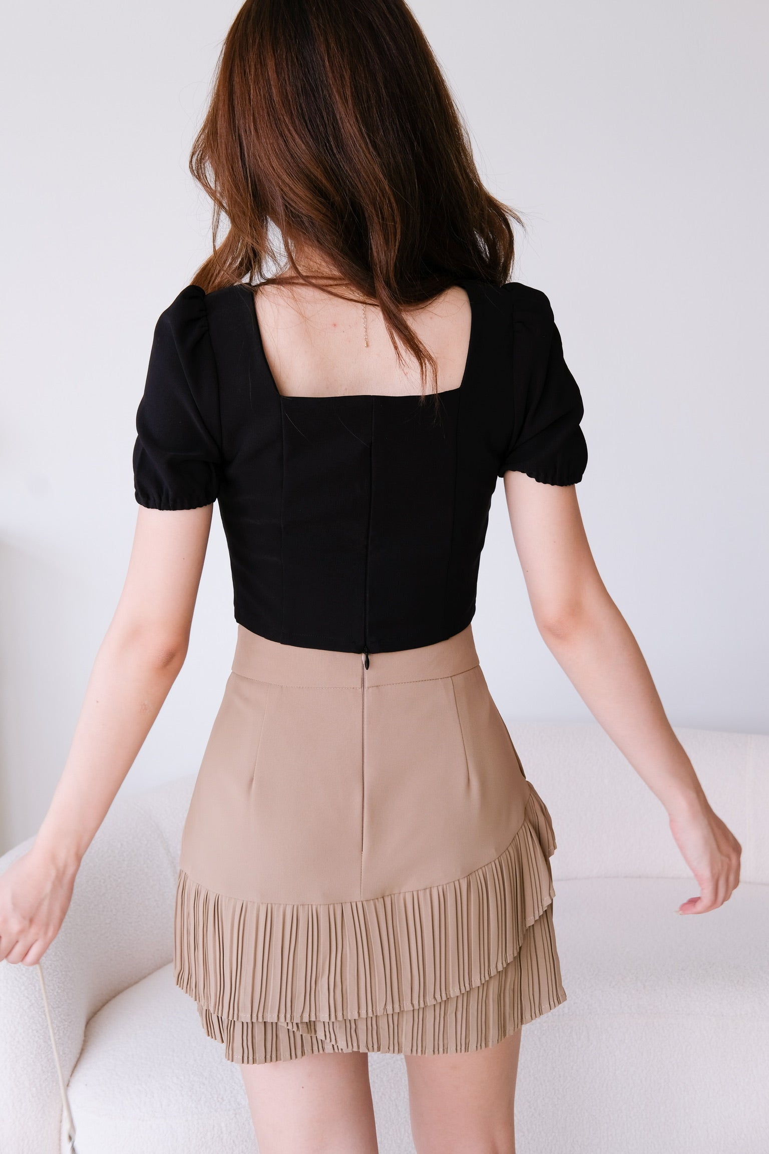 Shea Irregular Pleated Skirt (Khaki)