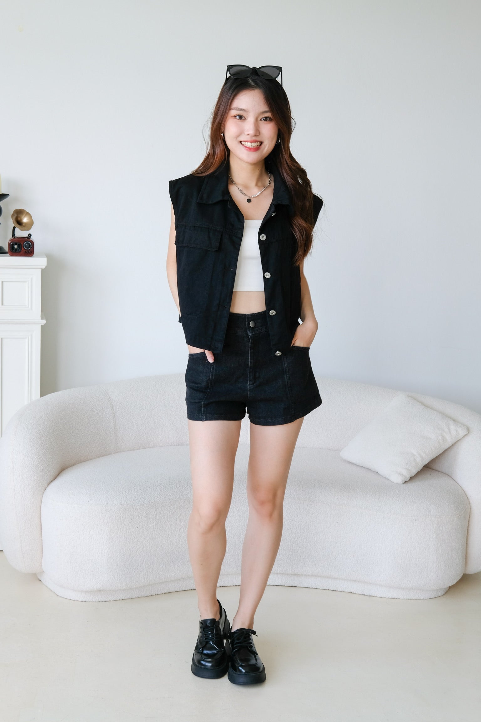 Sabby Denim Vest (Black)