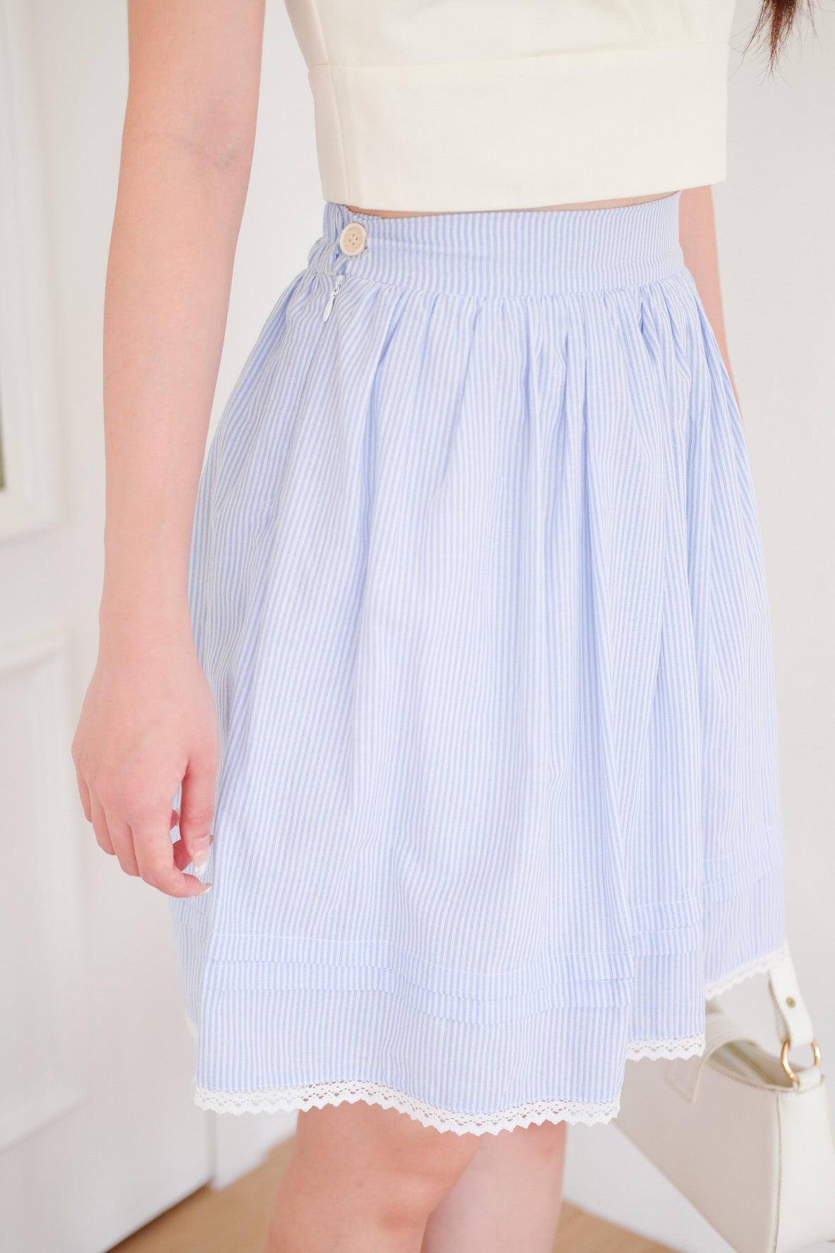 Reini Candy Stripes Knee Length Skirt (Blue)