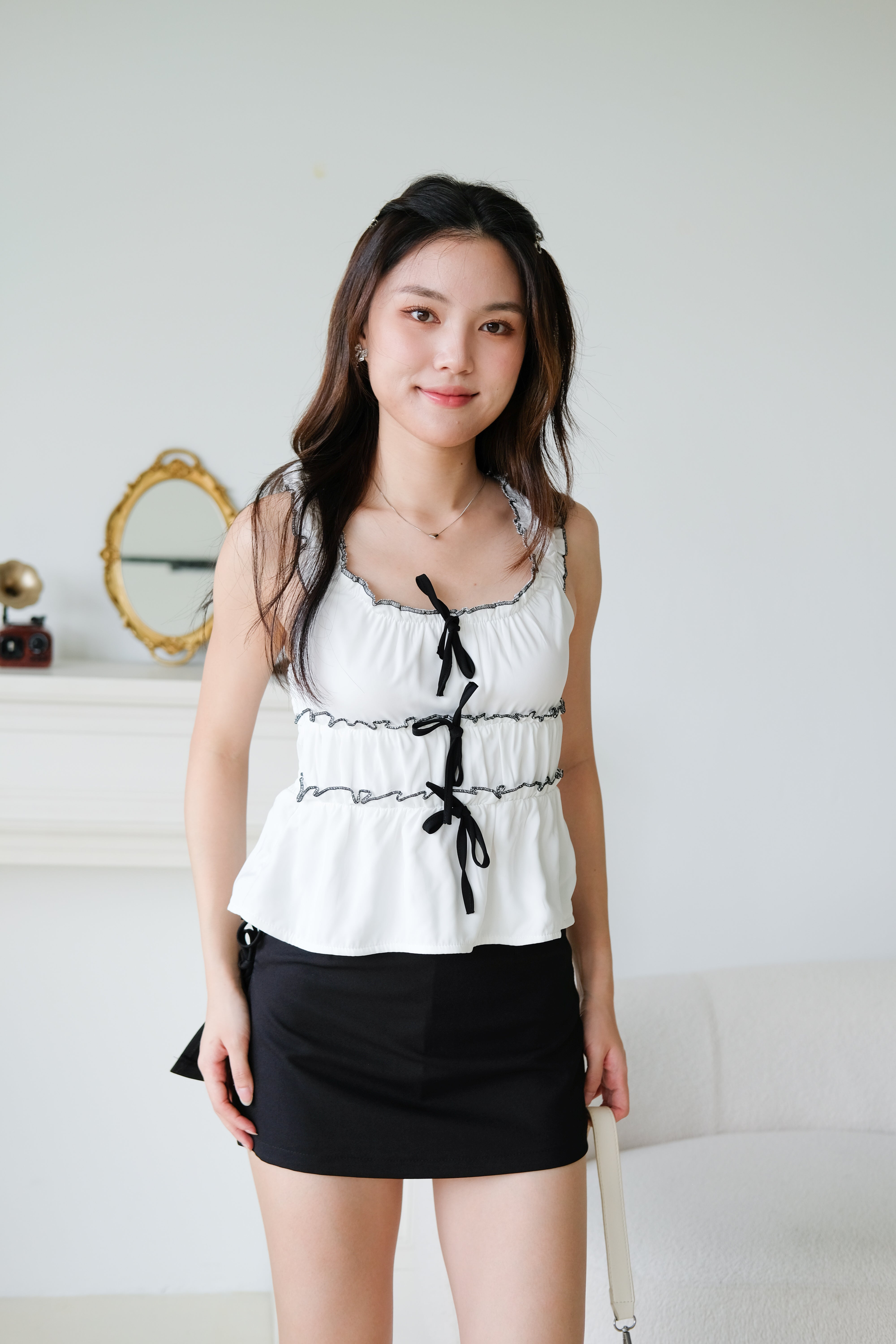 Elowen Coquette Contrast Babydoll Top (White）