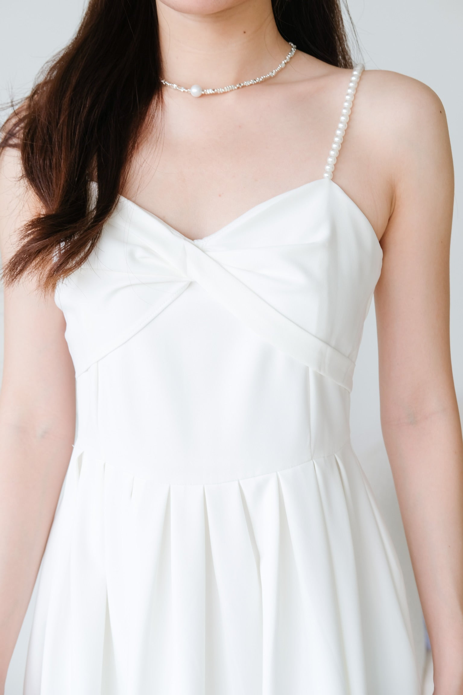 Mia Twist Sweetheart Pearl Midi Dress (White)