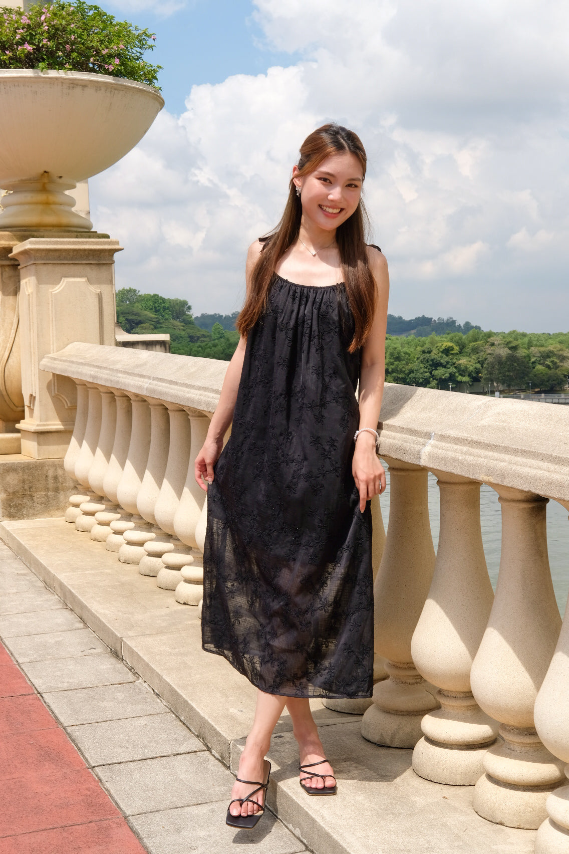 May Vacay Loose Fit Maxi Dress (Black)