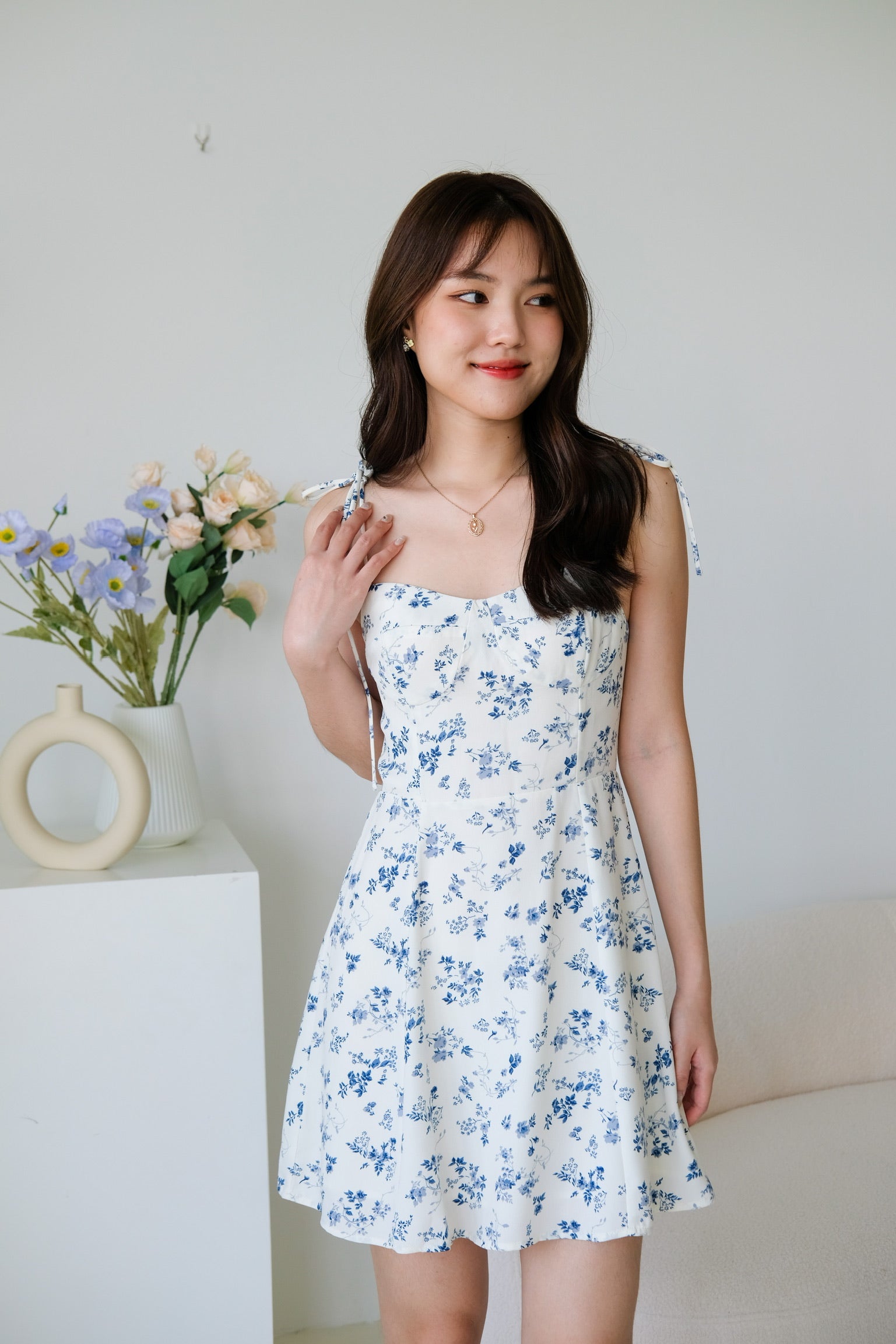 Melanie Floral Dress (Blue White)