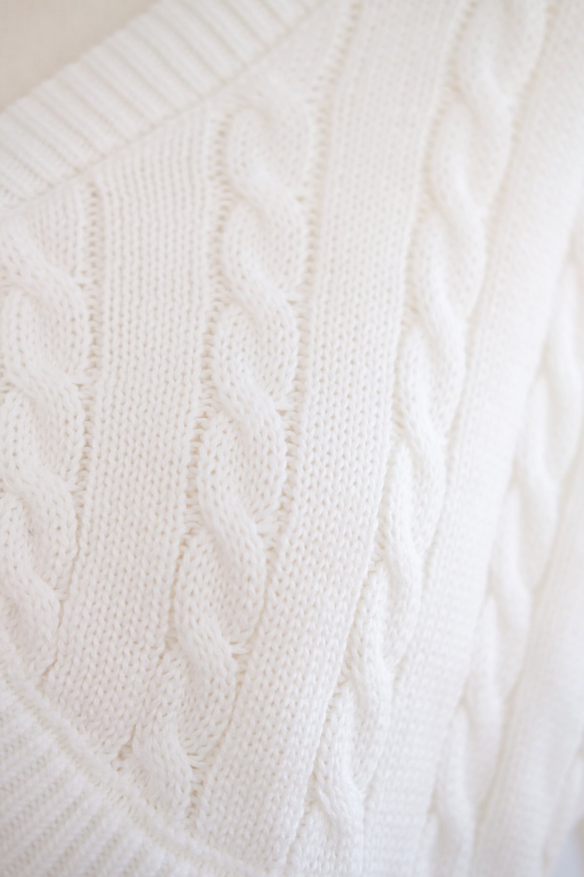 White Knit Long Sleeves Button Top