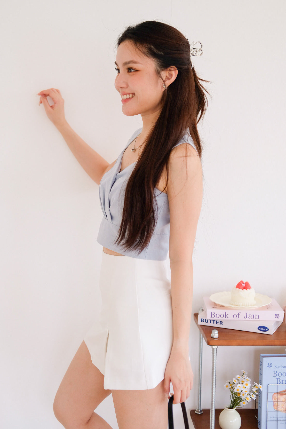 Hayley Sweetheart Crop Top (Light Blue)