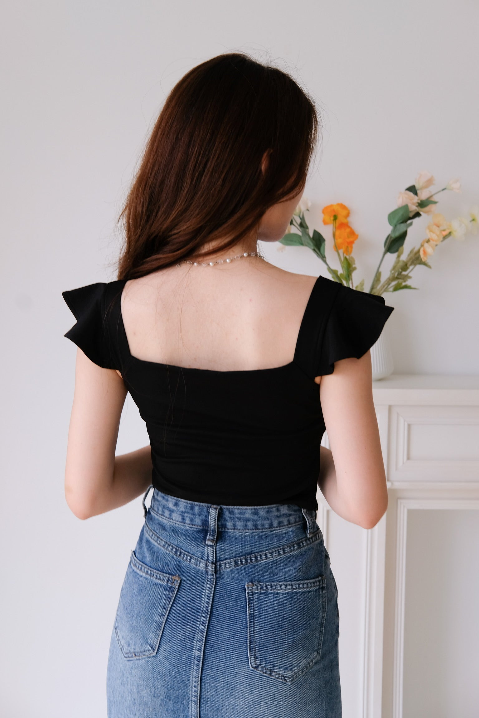 Kylie Sweetheart Crop (Black)