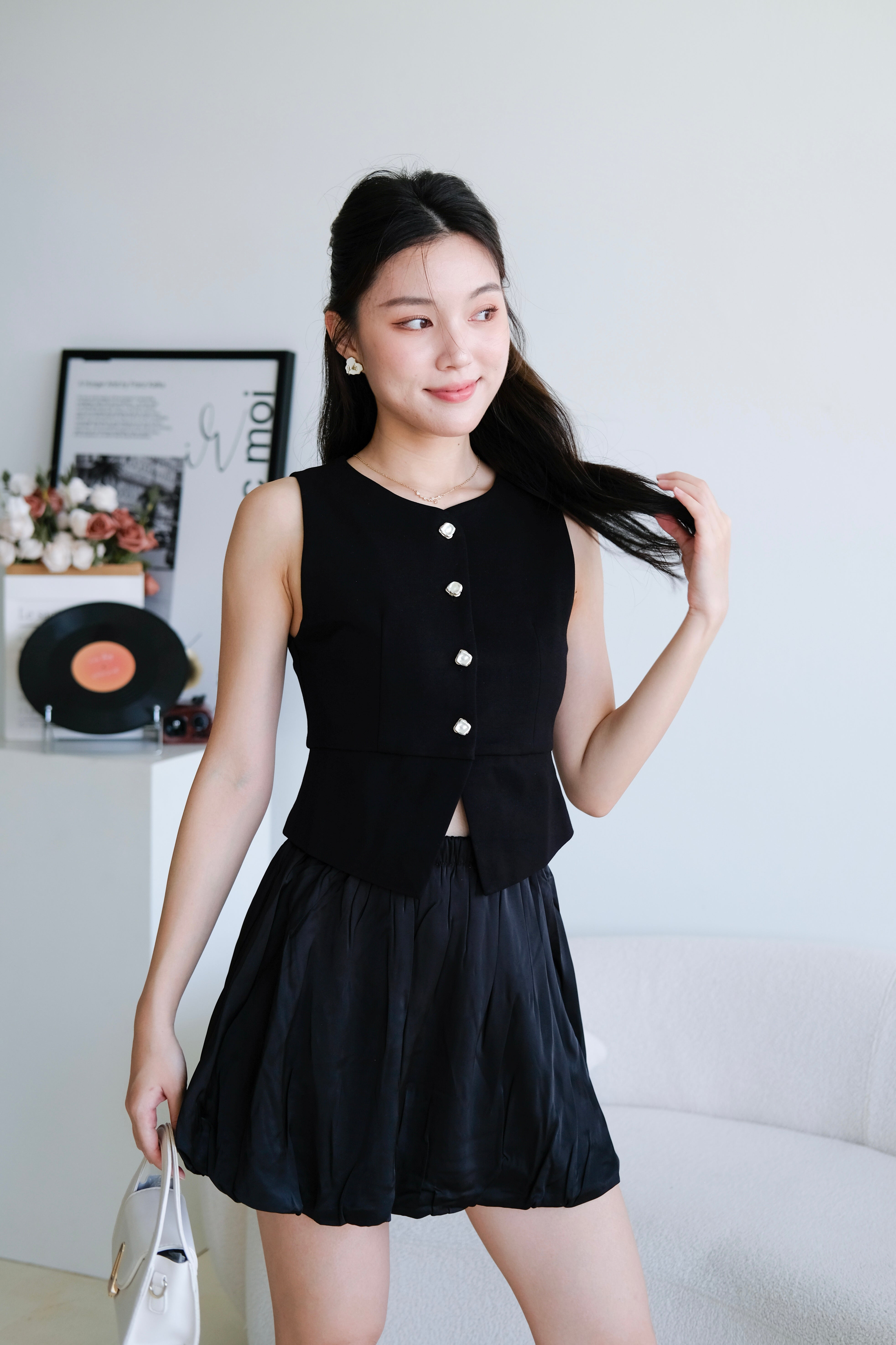 Valerie Round Neck Vest Top (Black)