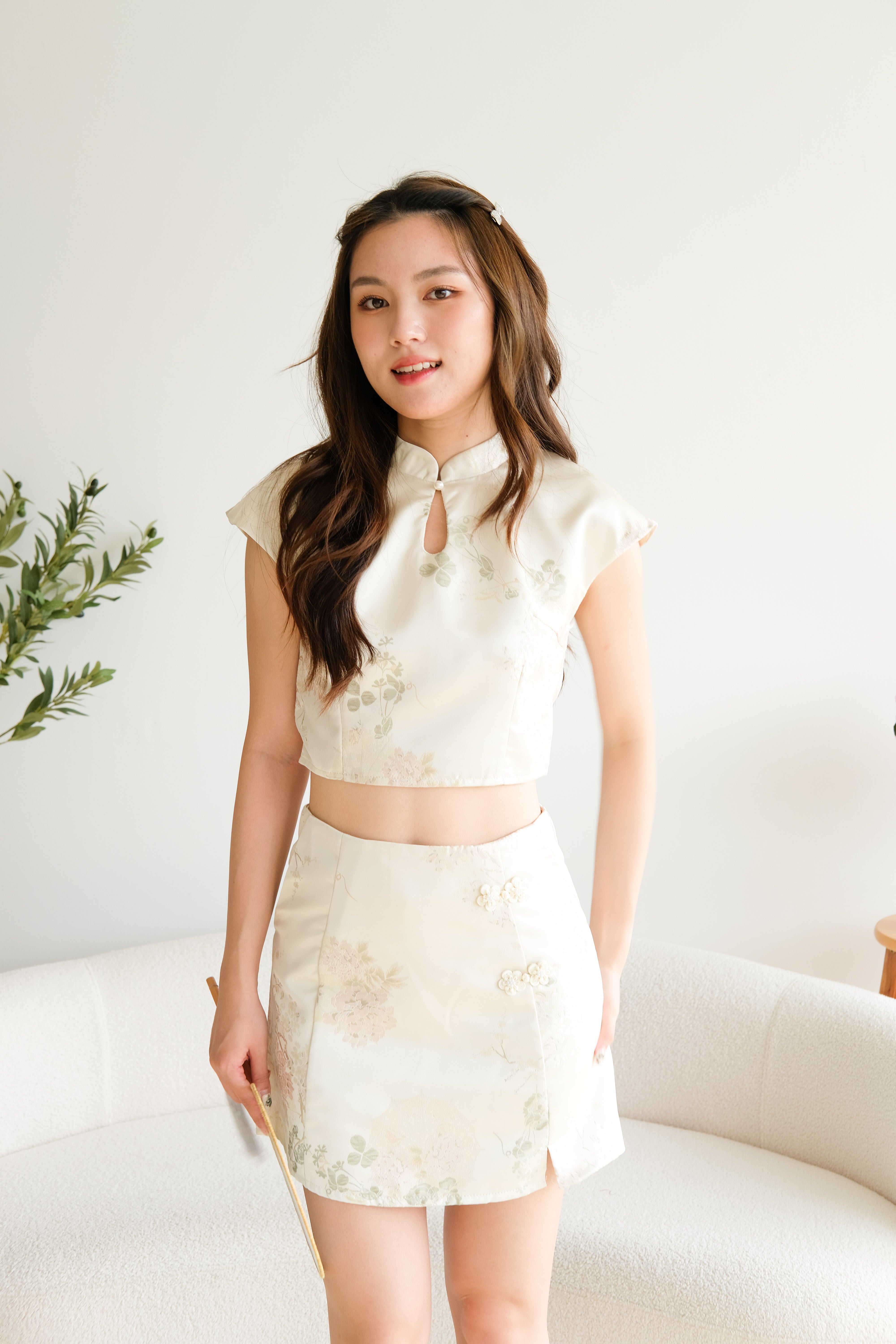 Yue Ya Modern Cheongsam (Cream)