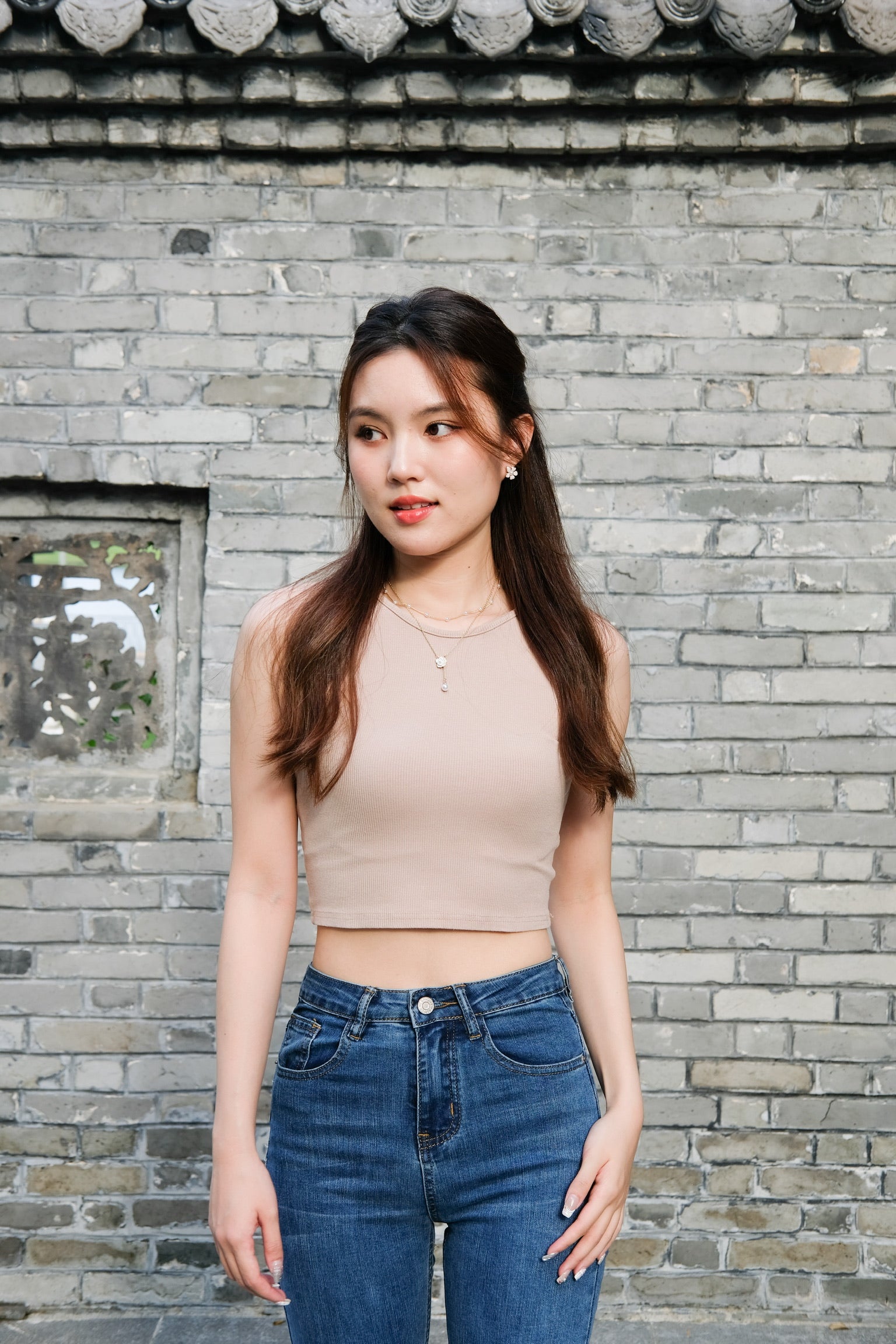 June Basic Halter Crop (Nude)