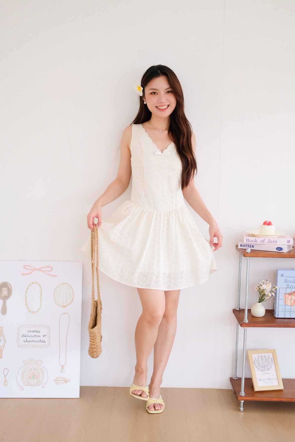 Reyna V Neck Eyelet Skater Dress (Cream)