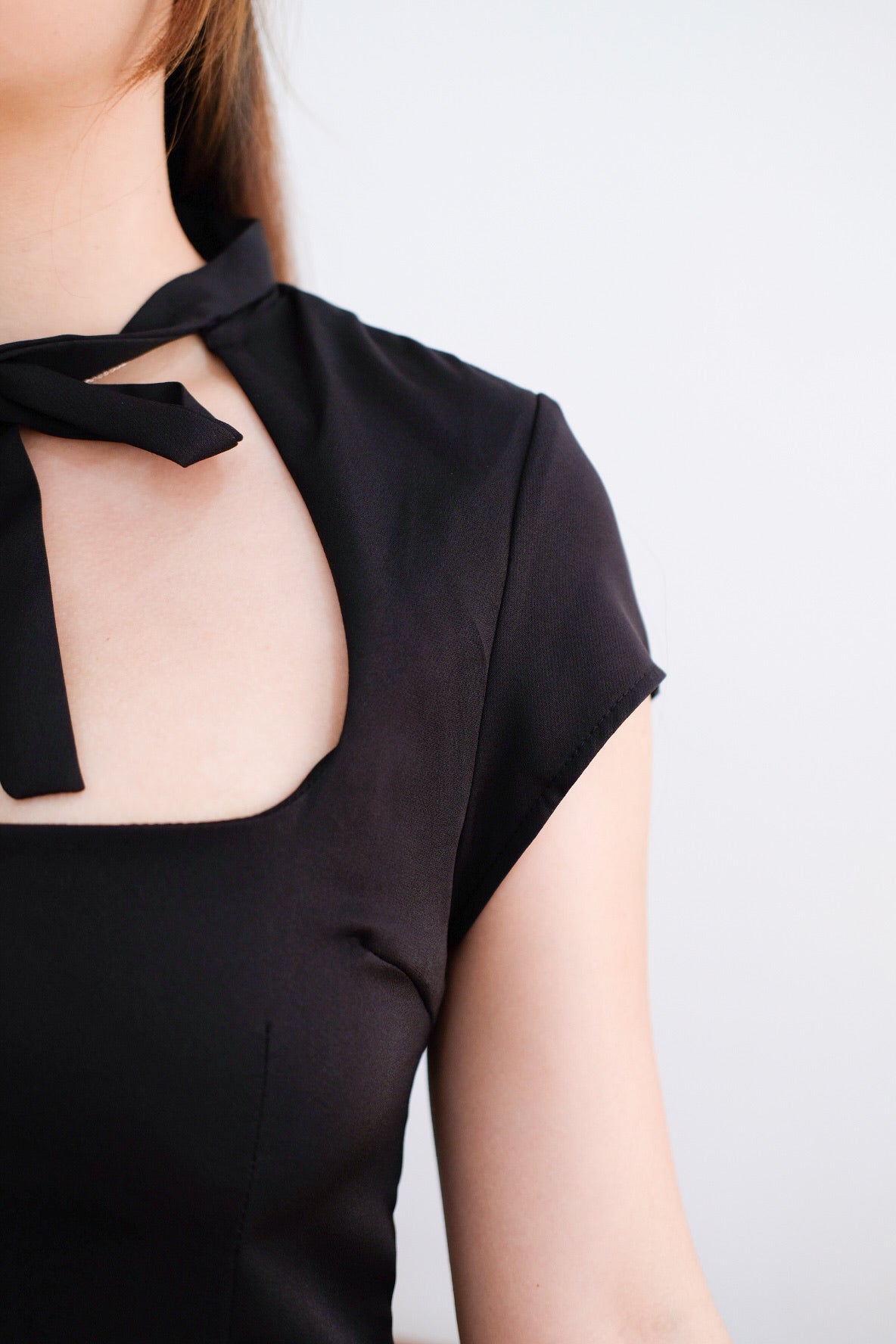 Black Square Neck Ribbon Mini Dress