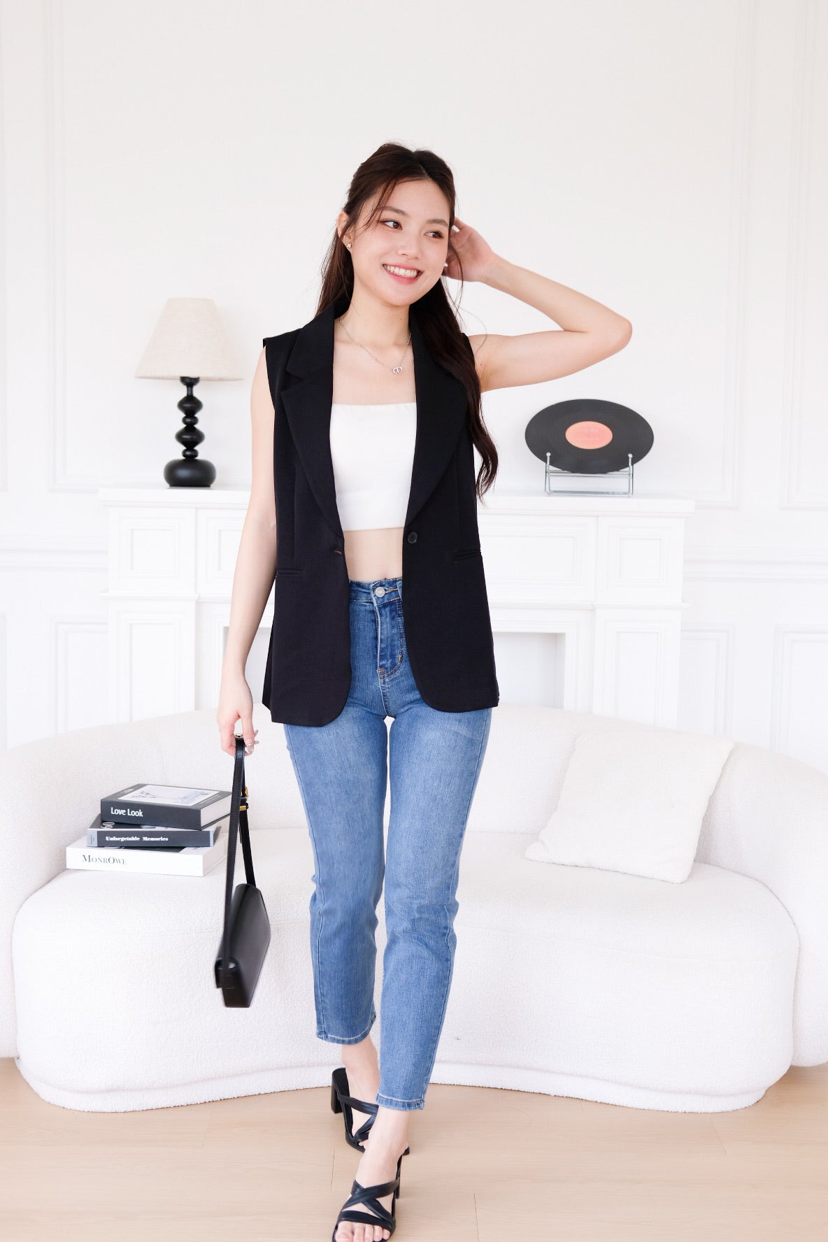 Sherry Vest Outerwear (Black)
