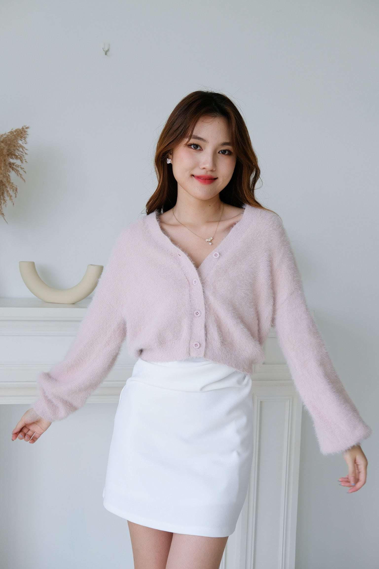 Emely Furry Outerwear (Baby Pink)