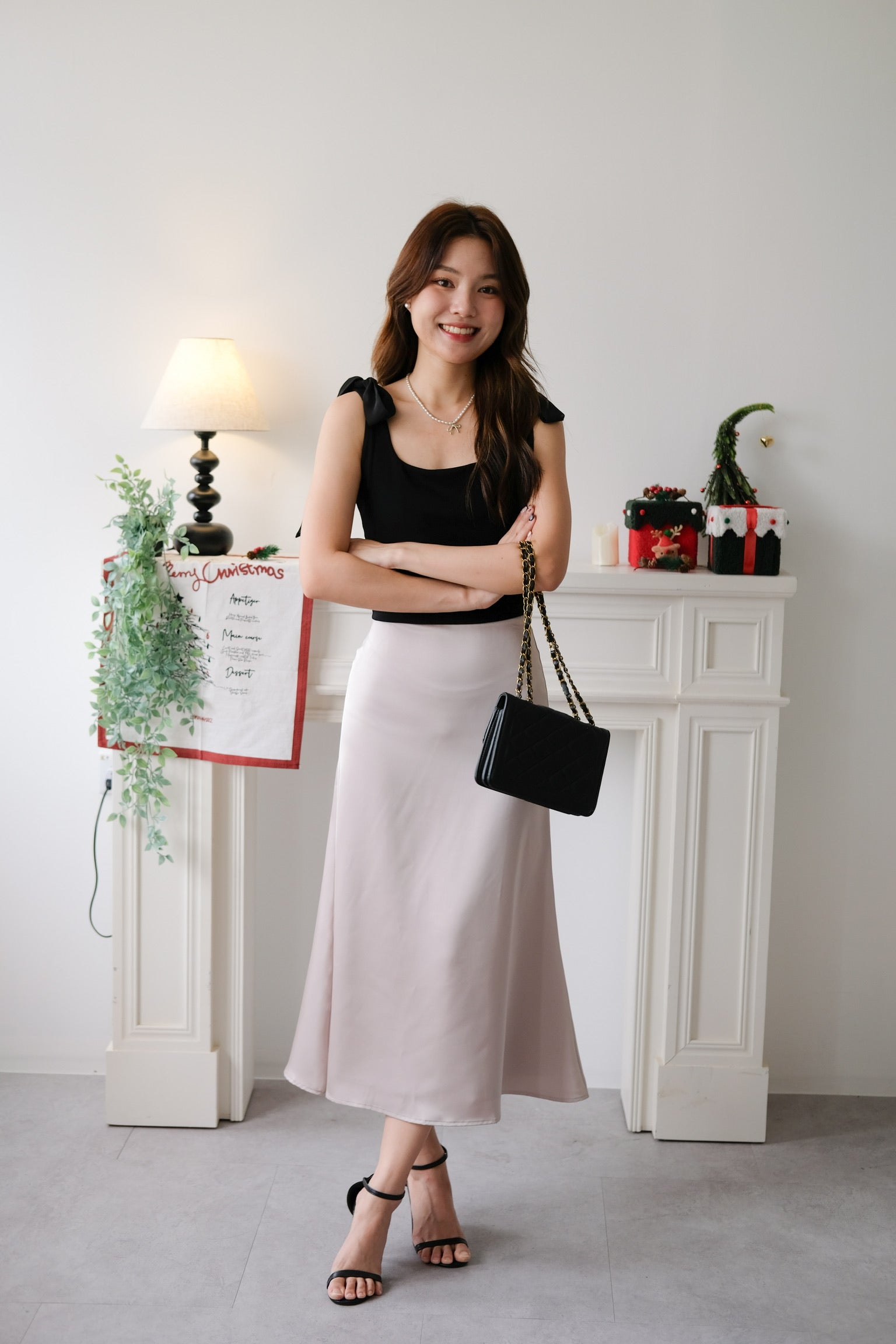 Bridget Self Tie Ribbon Crop Top (Black)