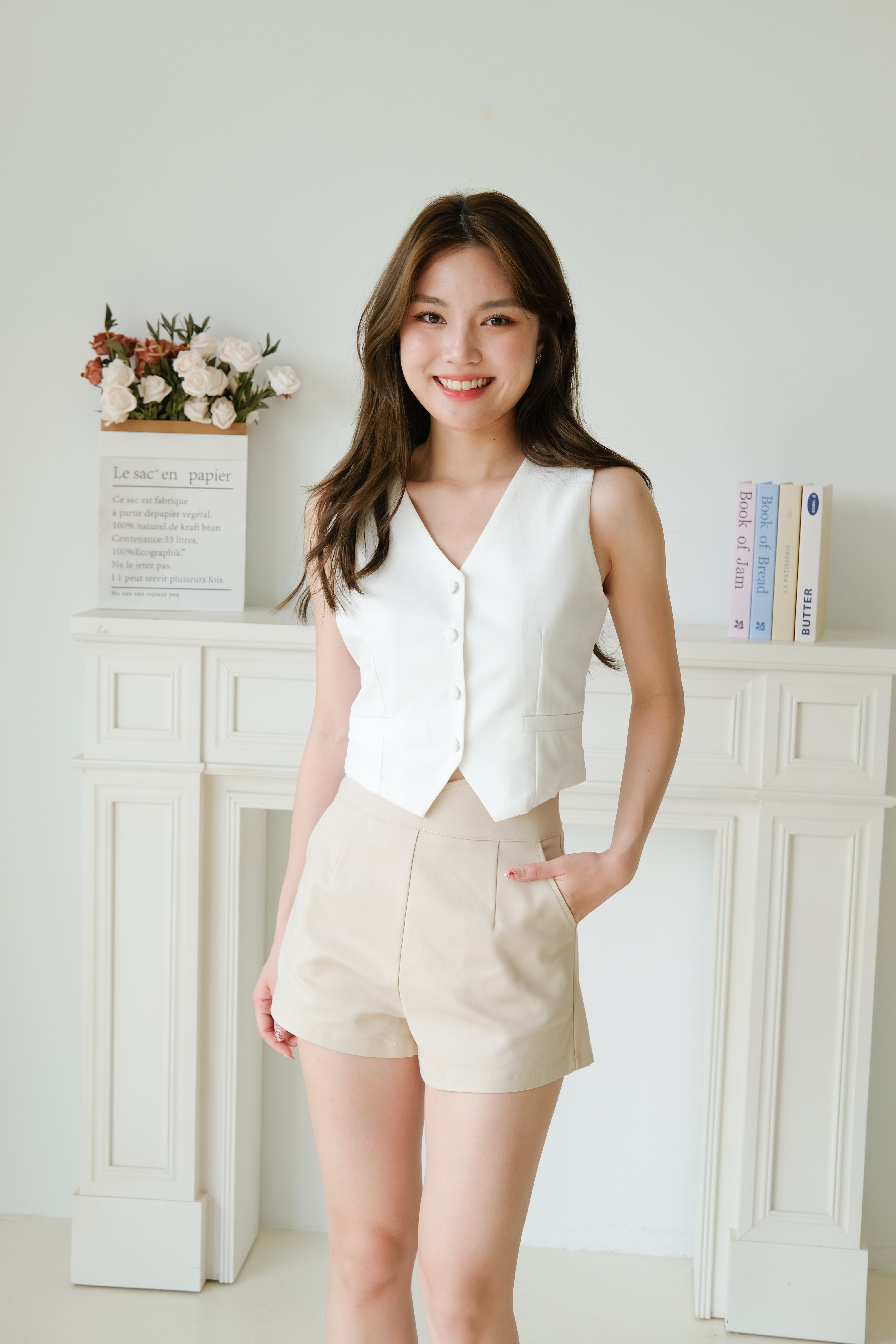 Francine Muji Linen Vest (White)