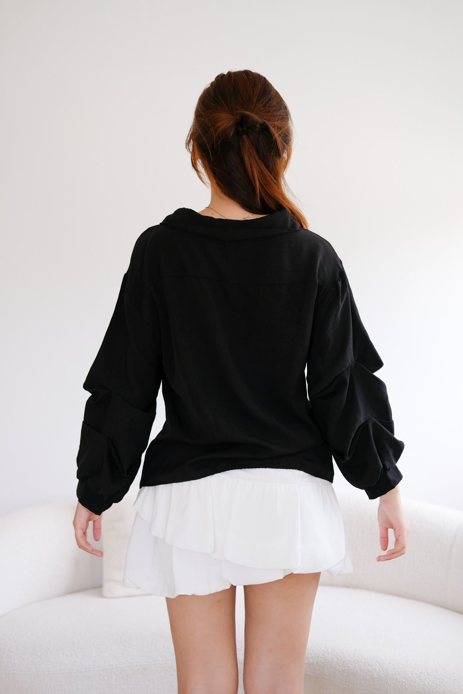 Black Collared Long Sleeves Top