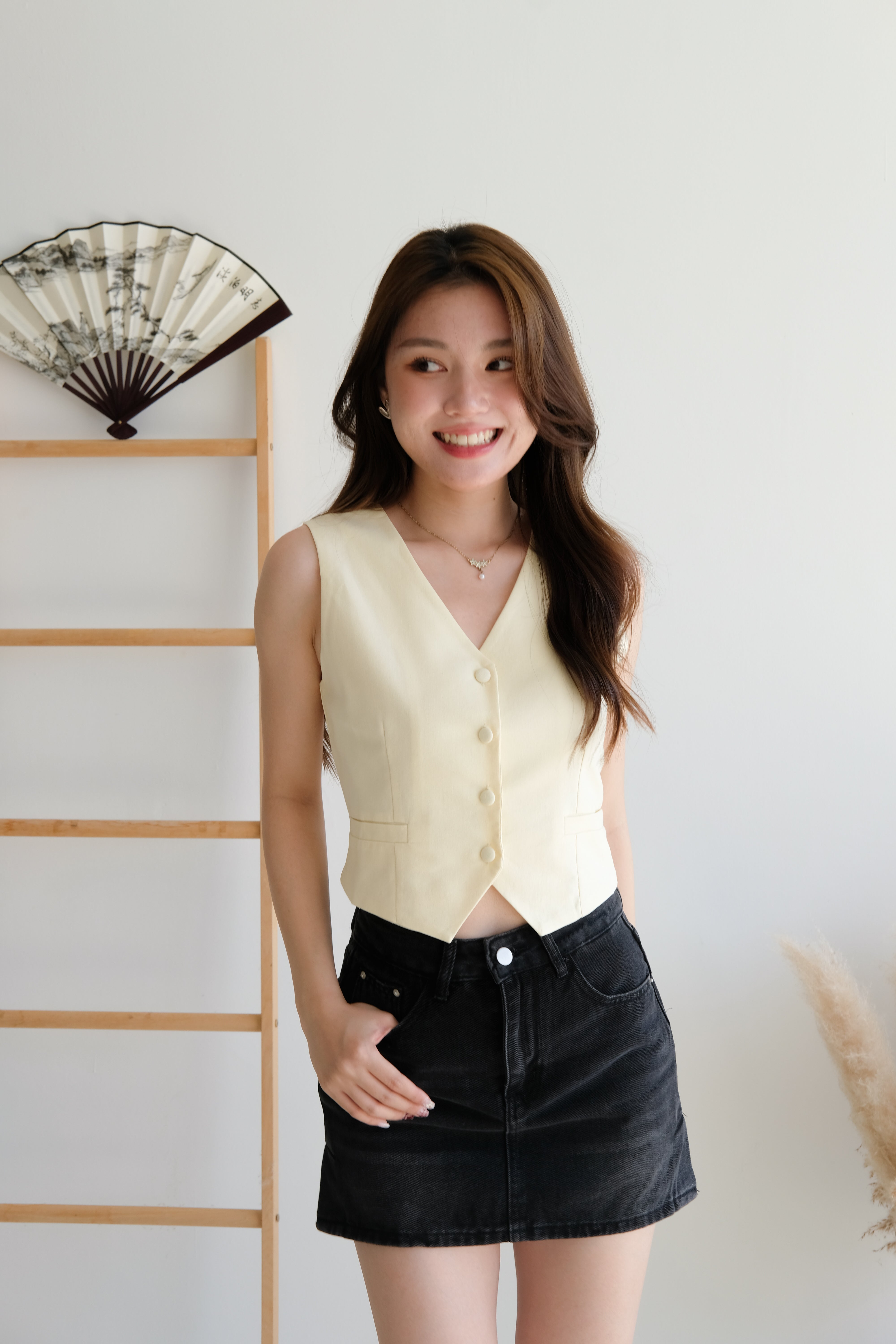 Francine Muji Linen Vest (Pale Yellow)