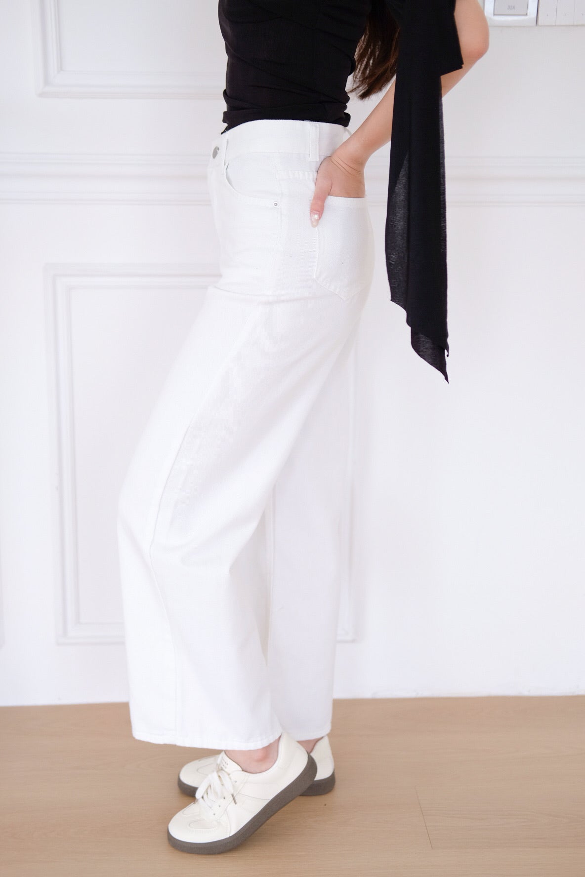 Matin Denim Straight Jeans (White)