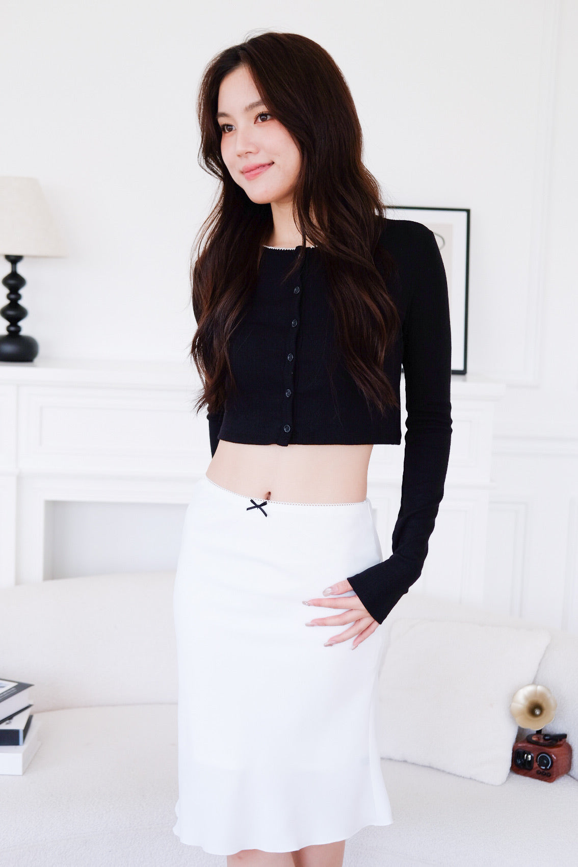 Clarise Mini Bow Knee Length Flare Skirt (Plain White)
