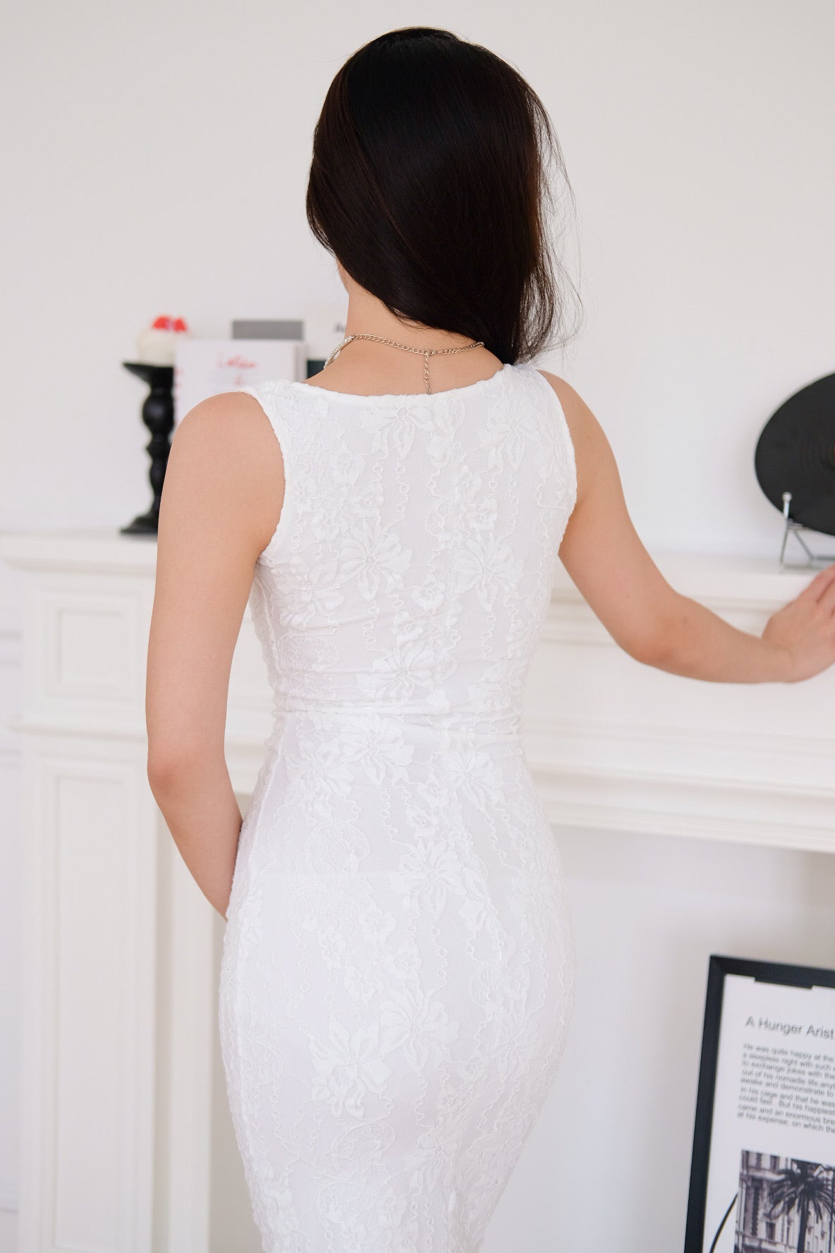 Aralyn Lace Sculpted Bodycon Midi Dress (White)
