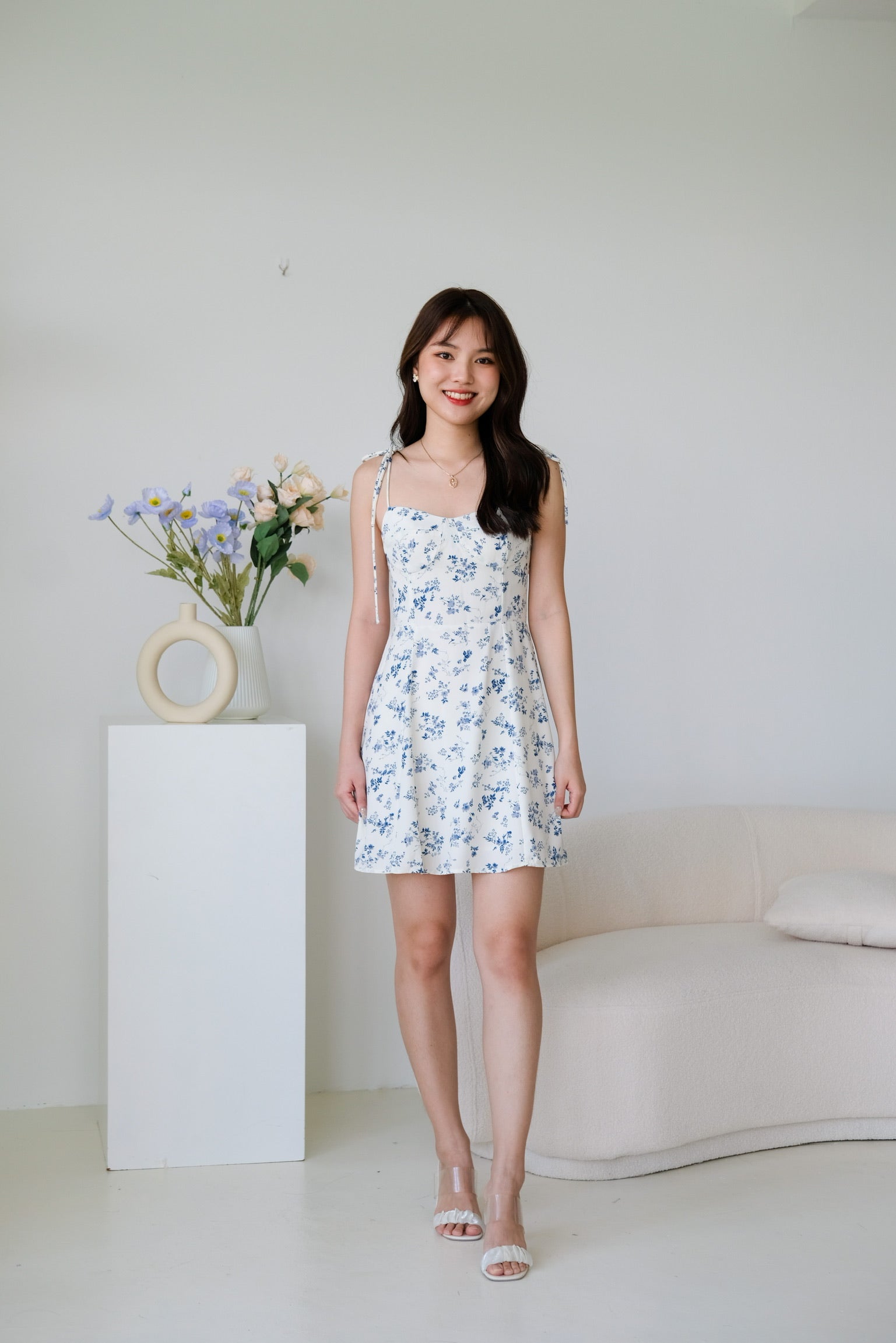 Melanie Floral Dress (Blue White)