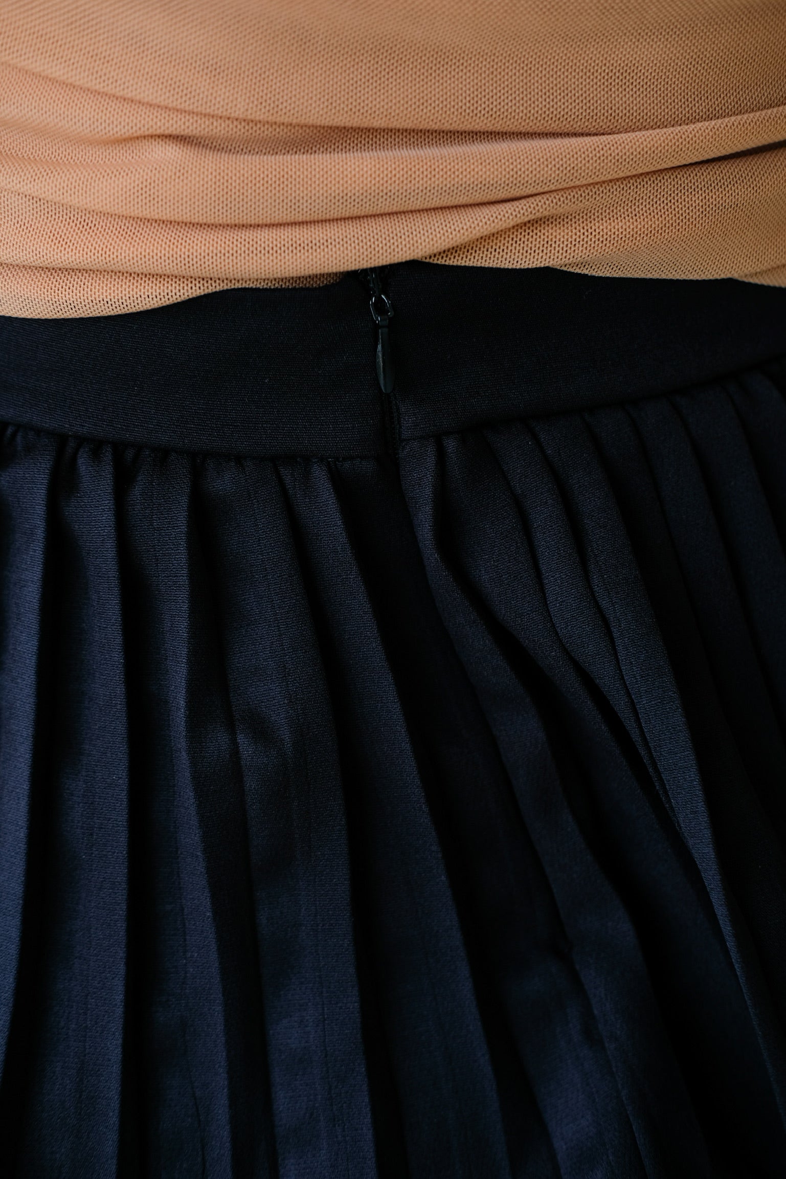 Dainty Pleated Skorts (Black)