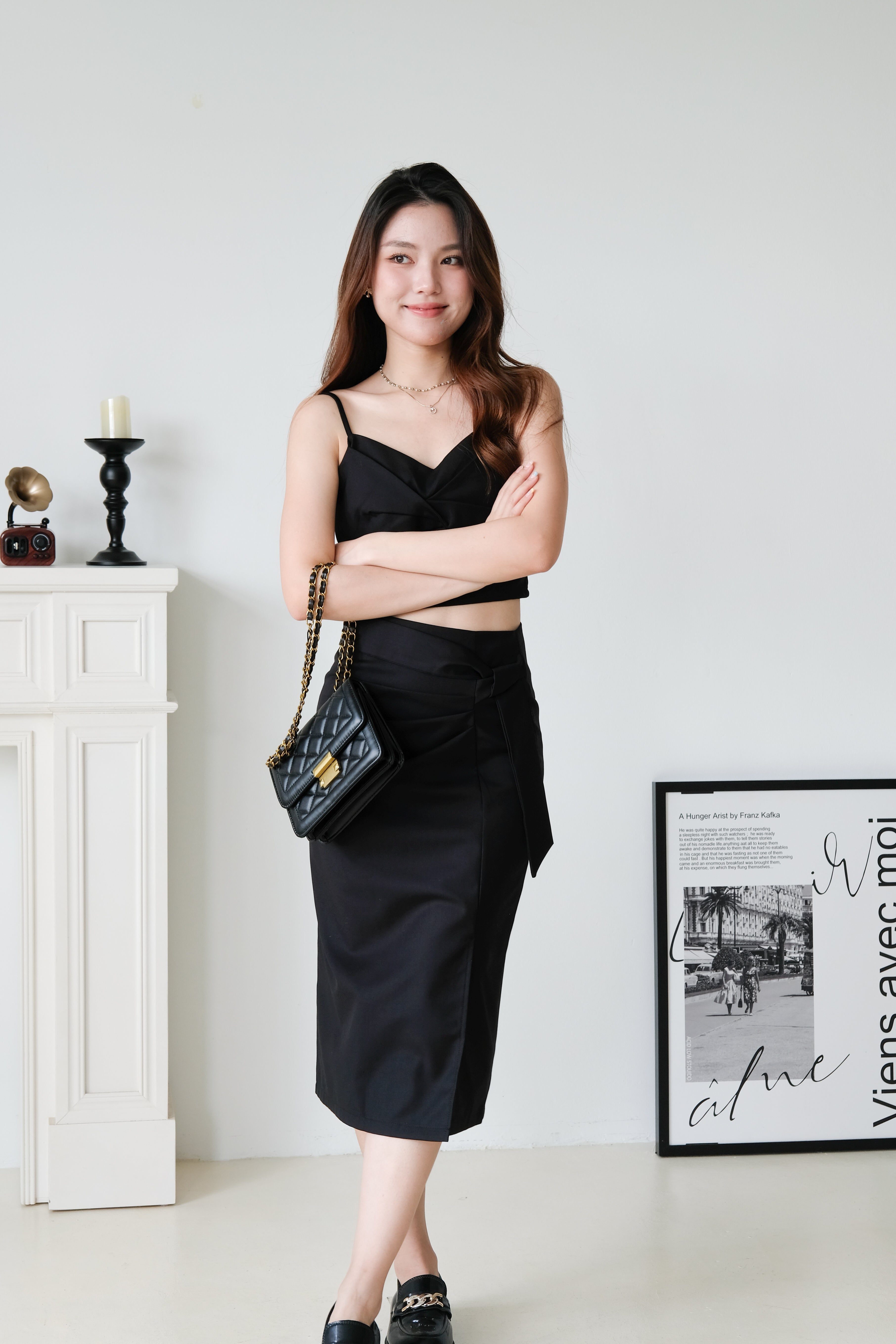 Addie Side Ruched Pencil Skirt (Black)