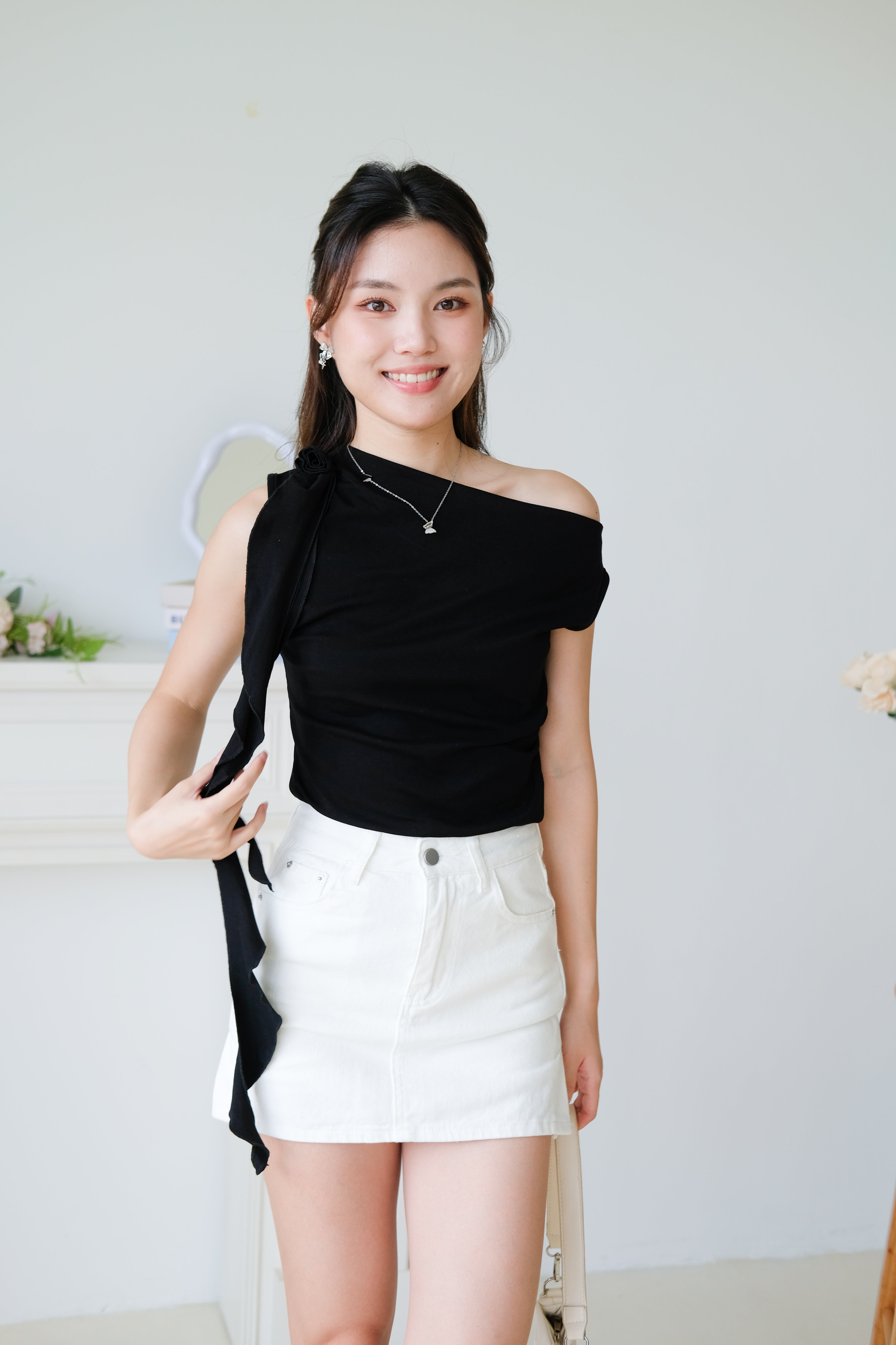 Elora Ruffle Toga Top (Black)