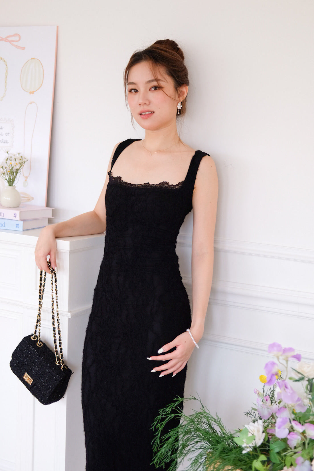 Aralyn Lace Sculpted Bodycon Midi Dress (Black)