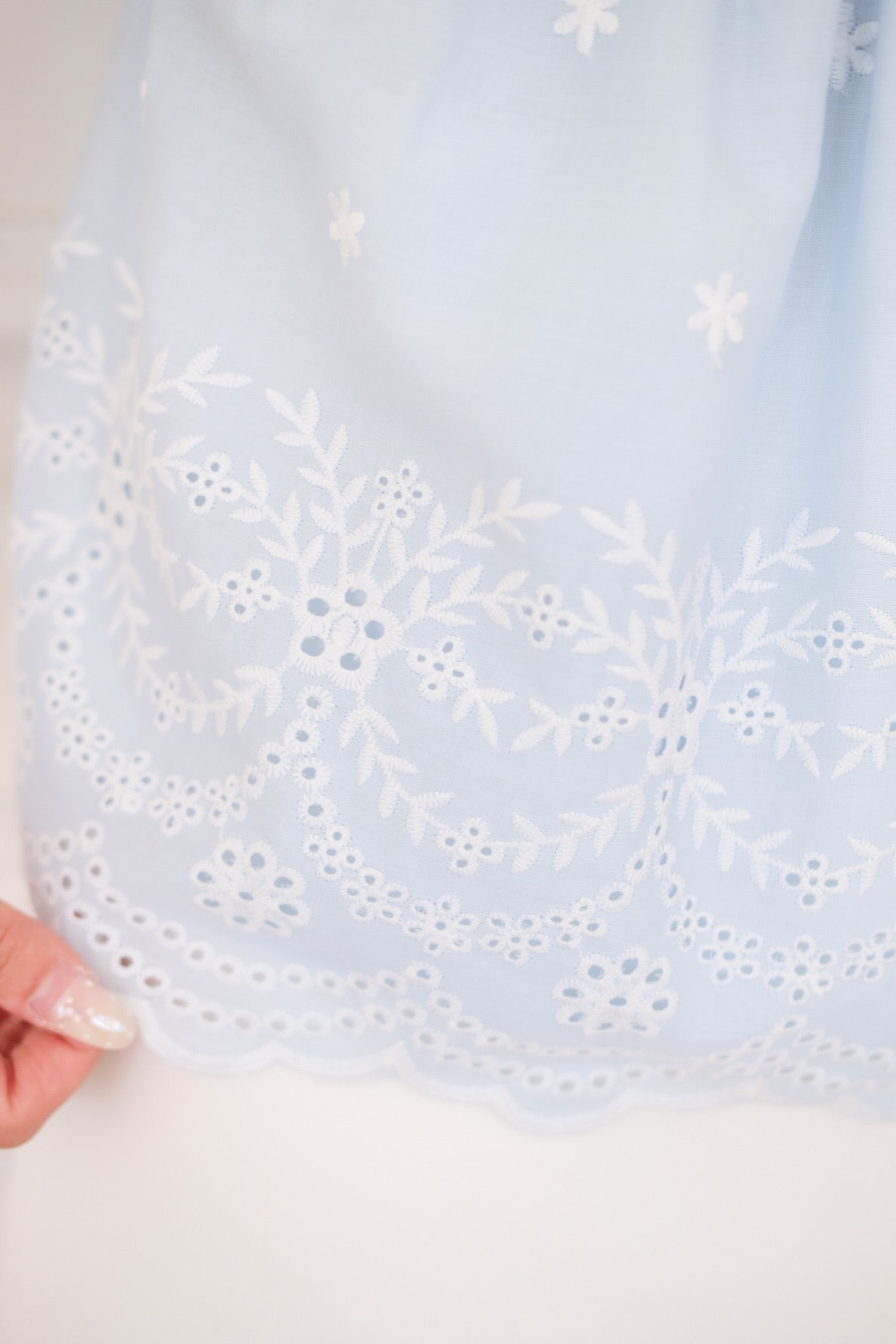 Kylin Eyelet Ruched Peplum Top (Baby Blue)