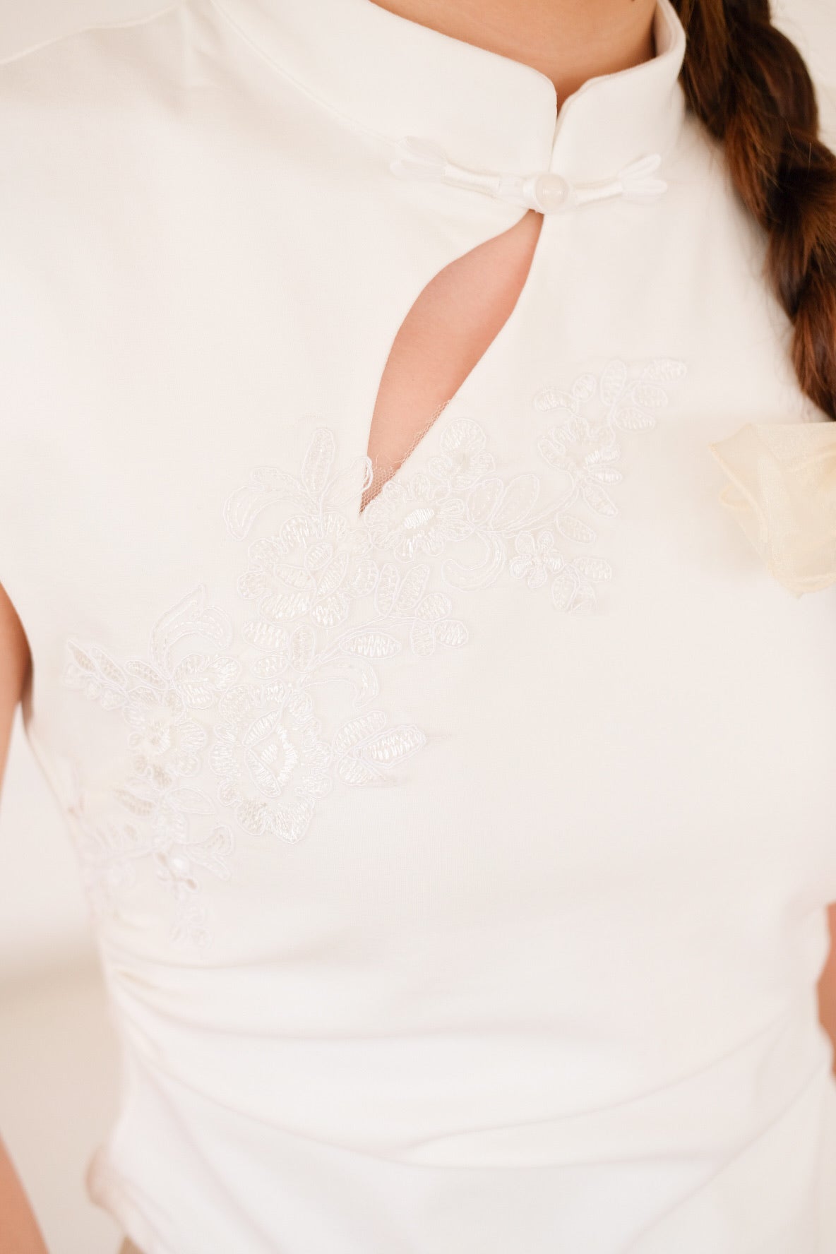 安逸 An Yi Basic Ruched Crop Top (White)