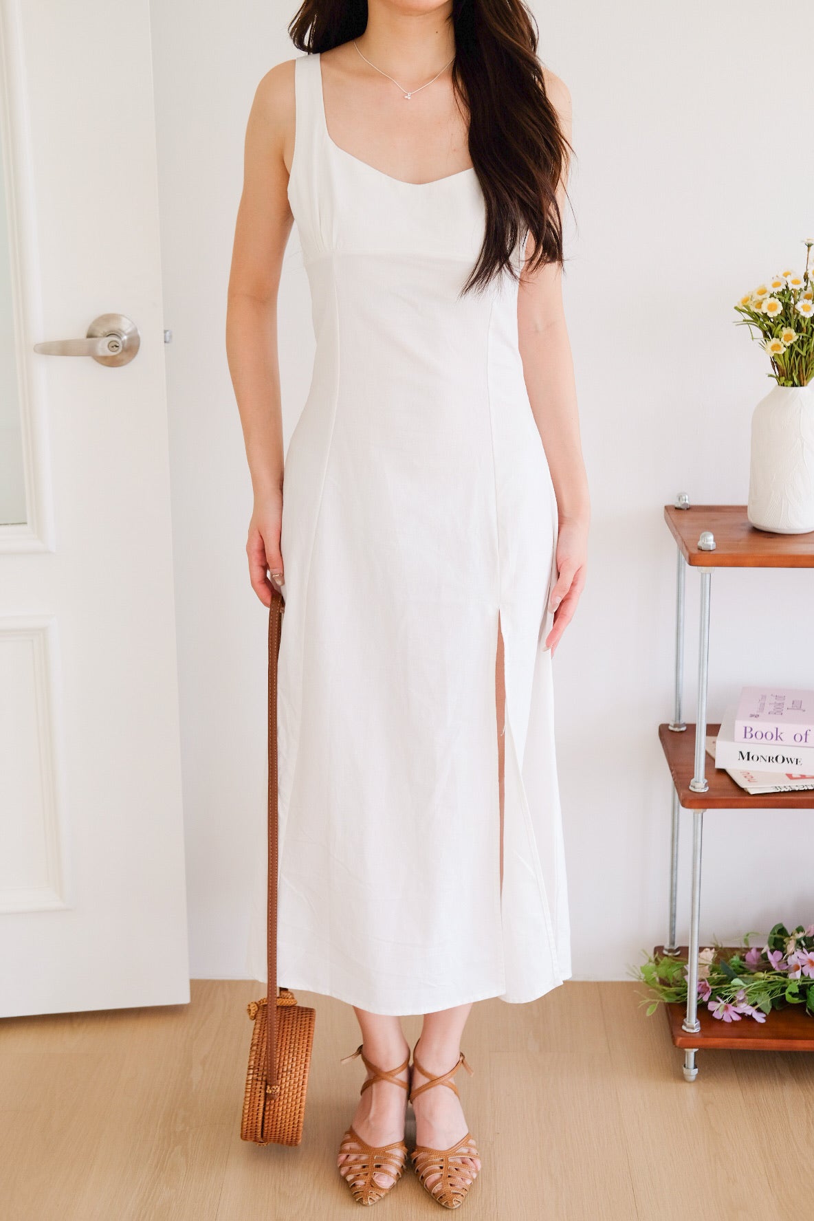 Clover Linen Slit Dress (White)