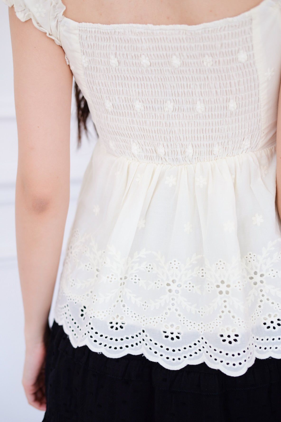 Kylin Eyelet Ruched Peplum Top (Cream)