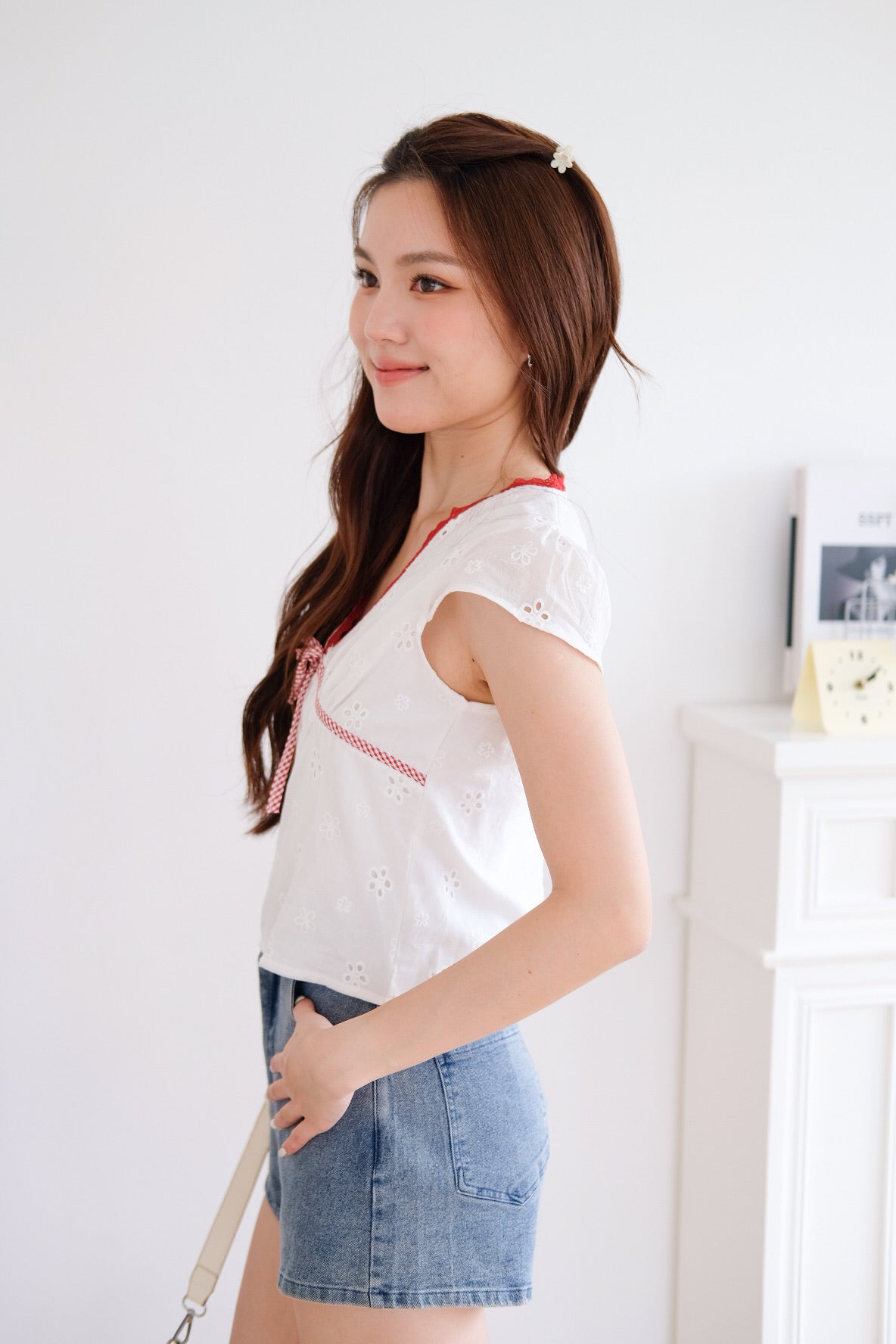 Joyce Eyelet Contrast Ribbon Top (White)