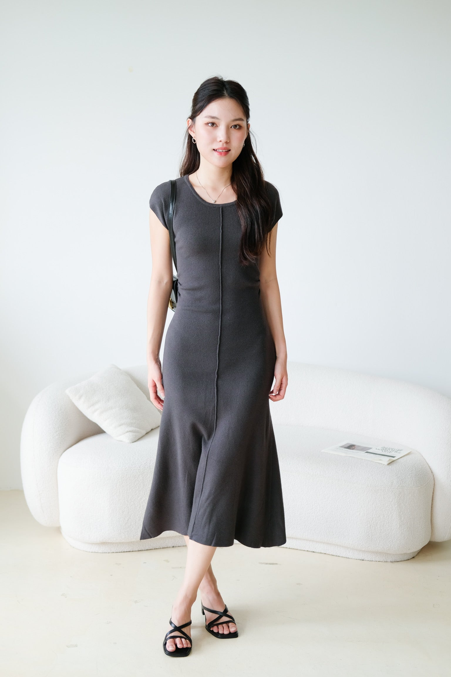 Samantha Crew Neck Knit Maxi Dress (Dark Grey)