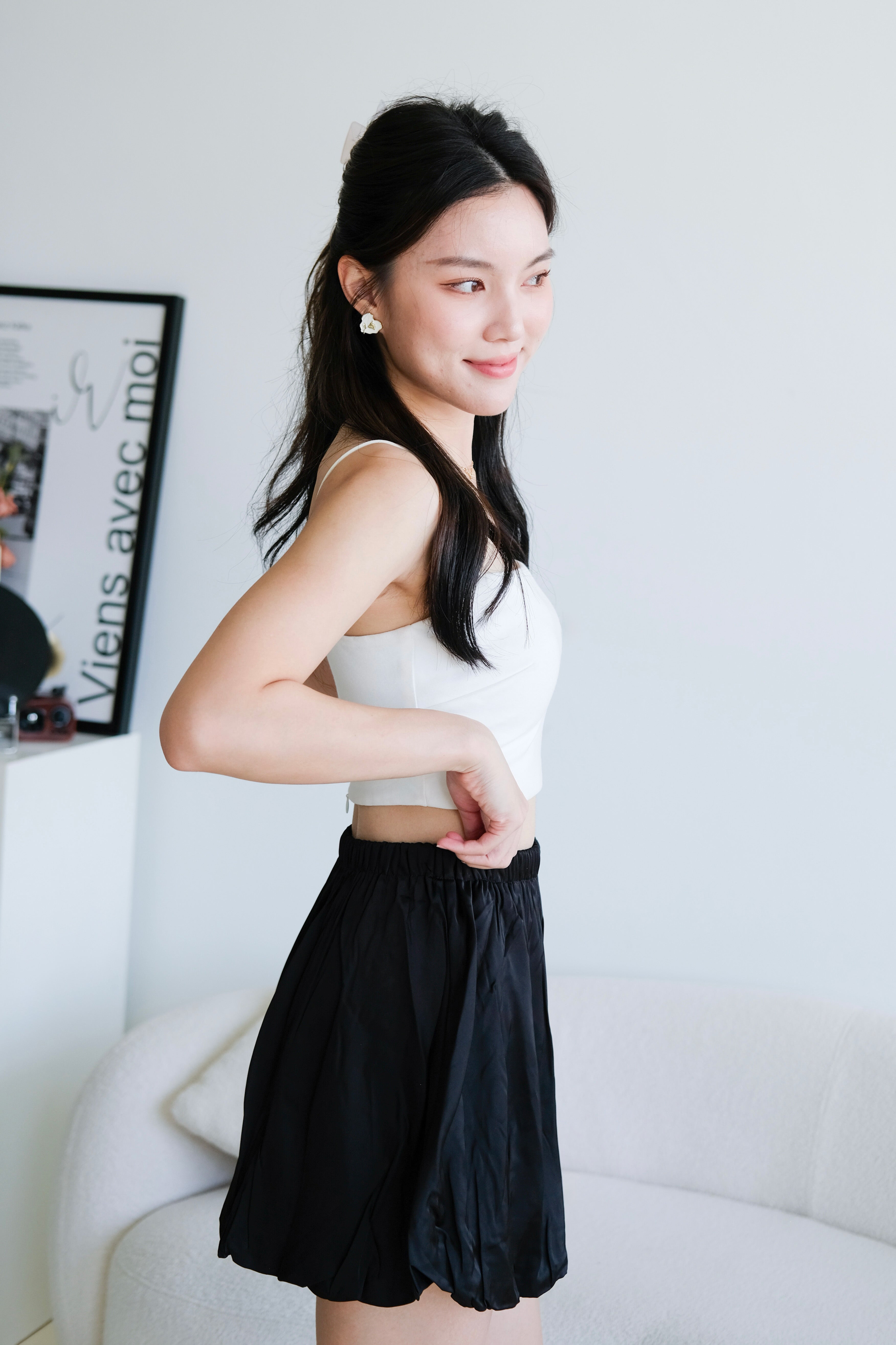 Lisa Bubble Satin Skirt (Black)