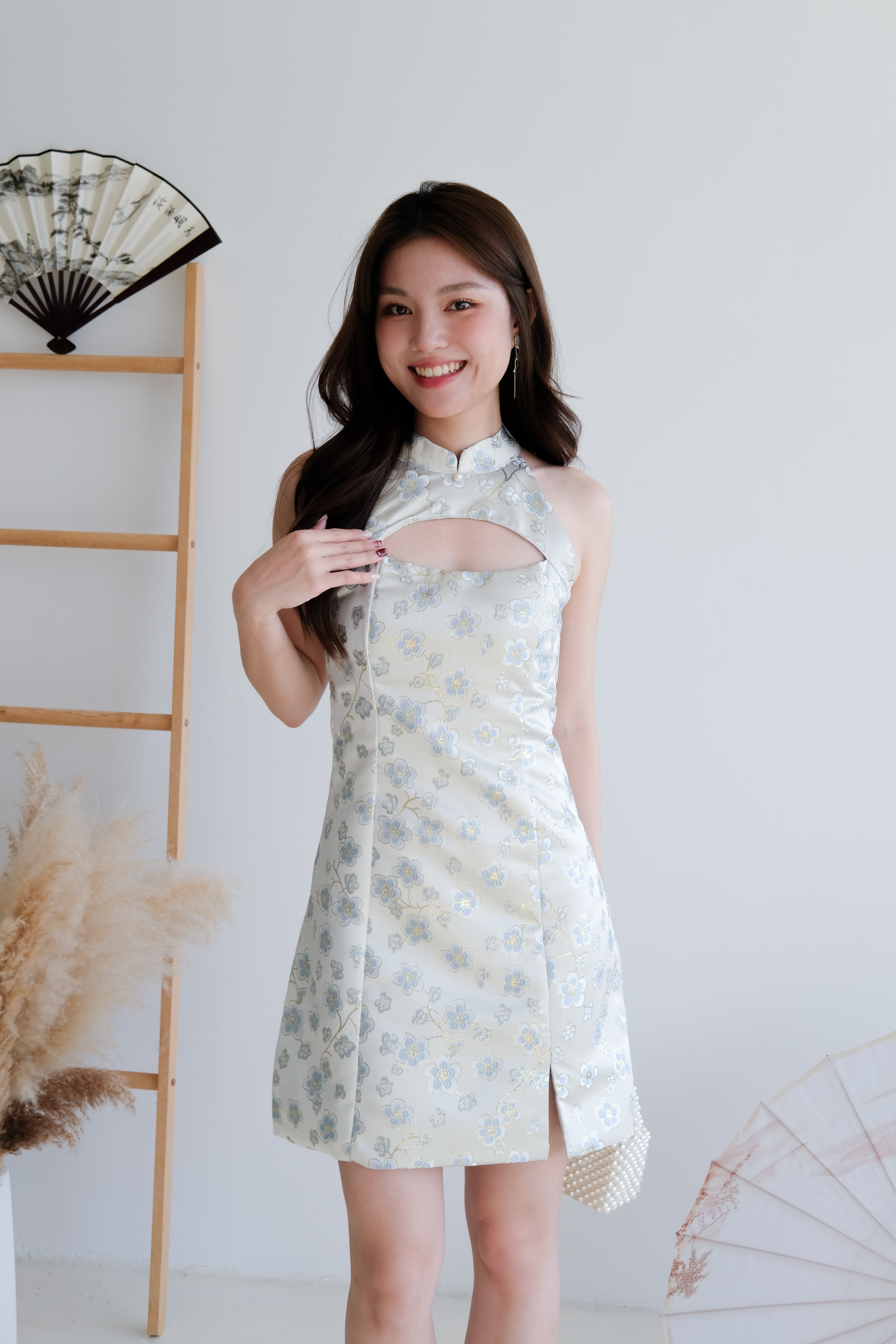 Pian Ruo Floral Halter Cheongsam (Light Blue)