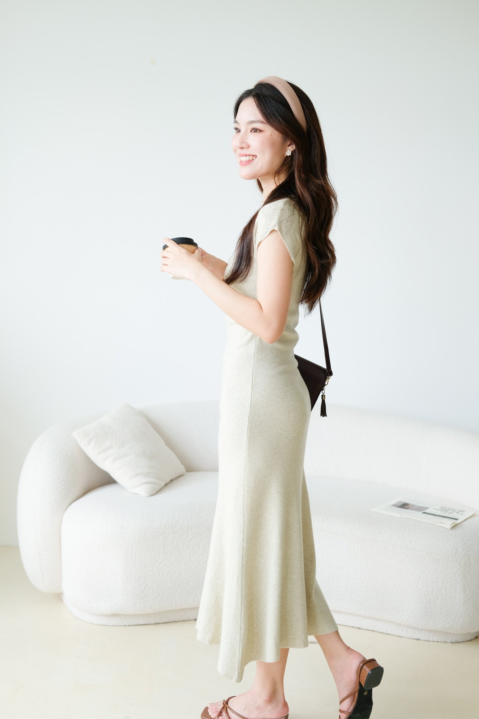 Samantha Crew Neck Knit Maxi Dress (Wheat Beige)