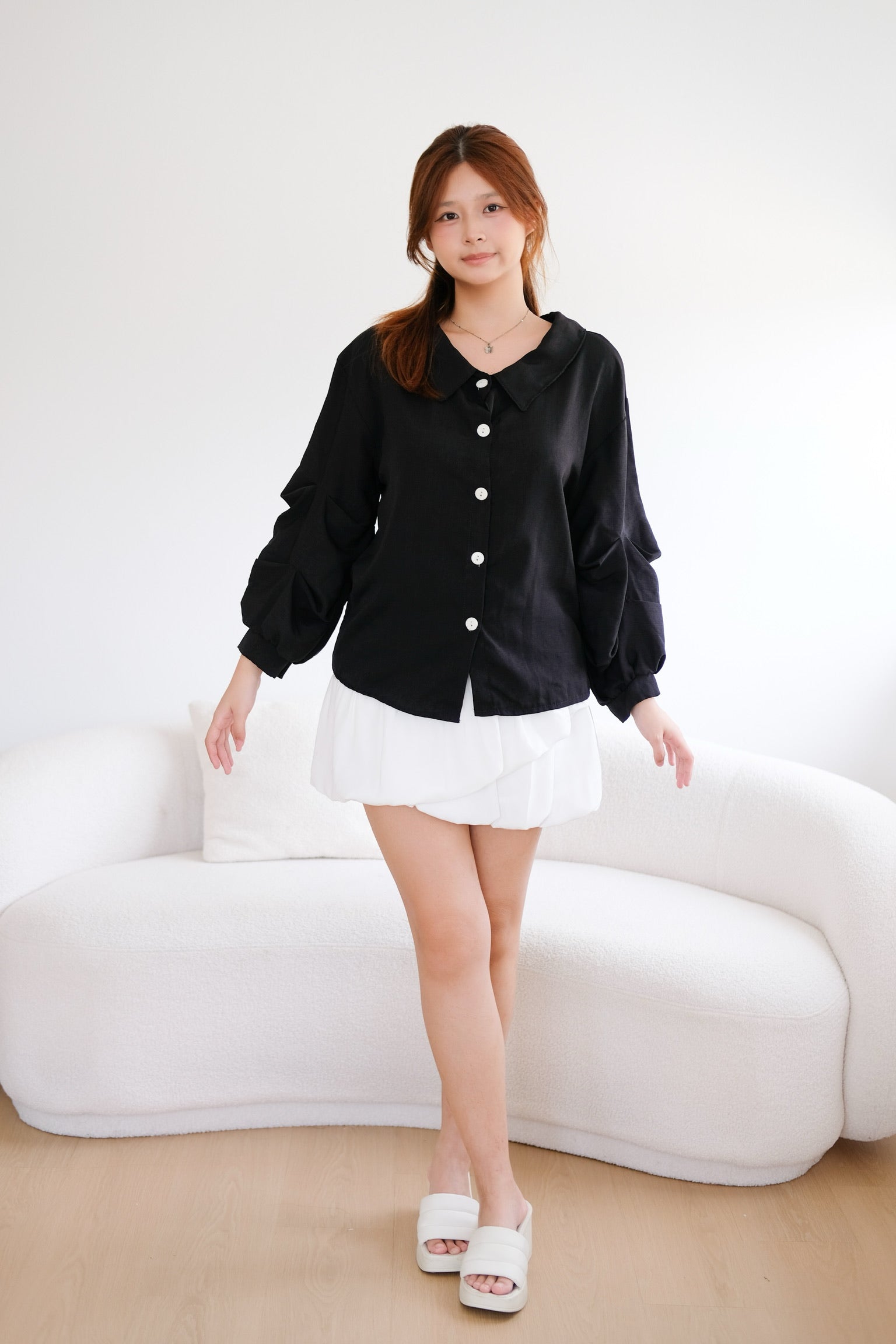 Black Collared Long Sleeves Top