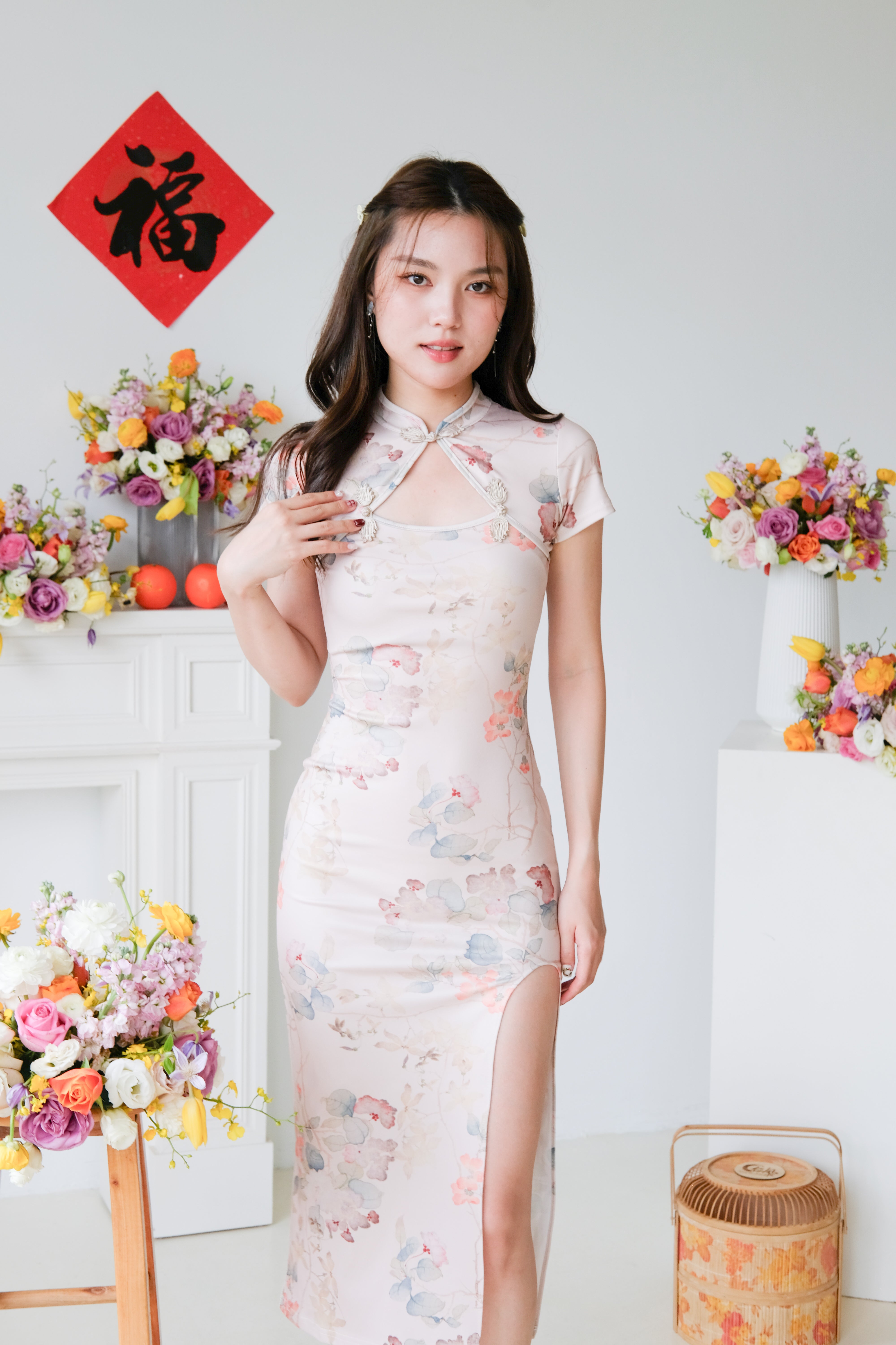 Yinghua Floral Slit Midi Cheongsam (Light Pink)