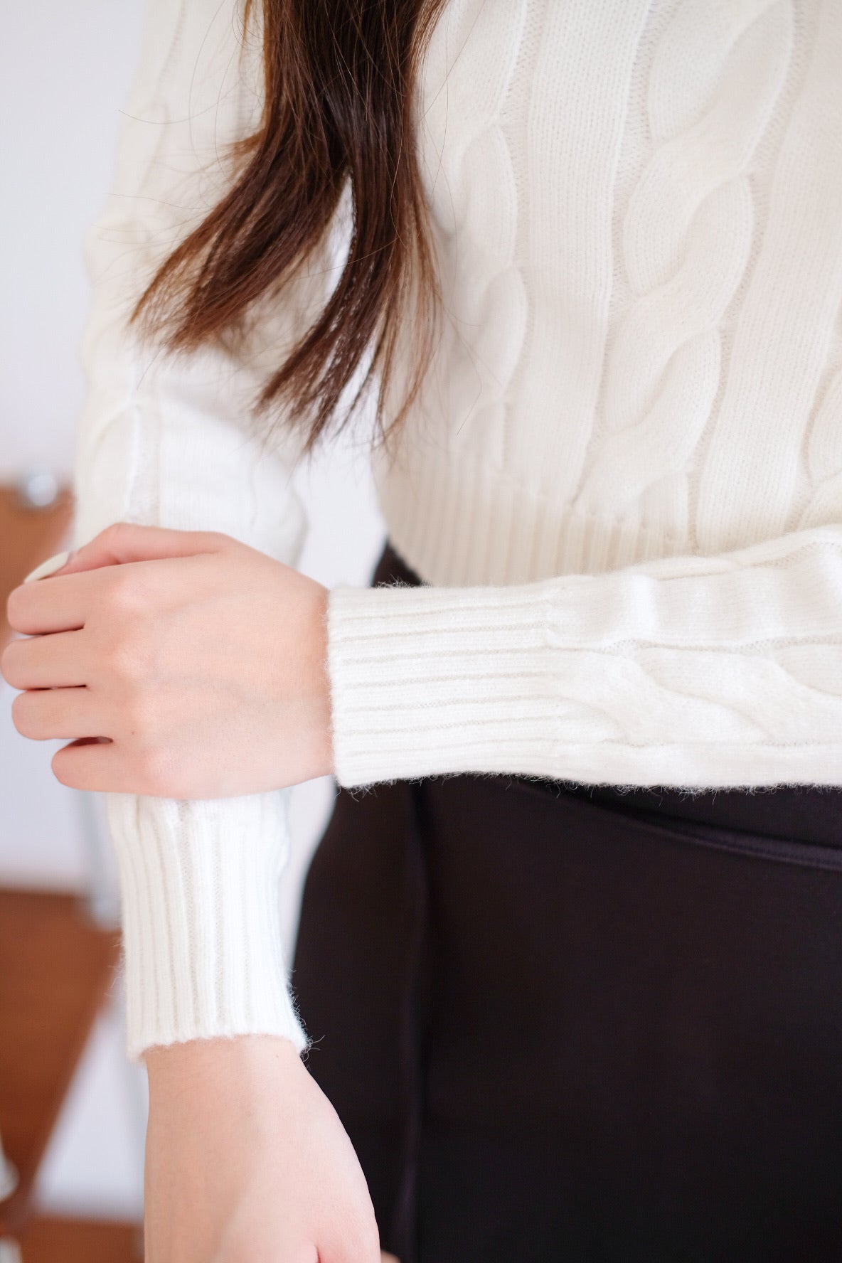 Jeanie Cable Knit Sweater (White)