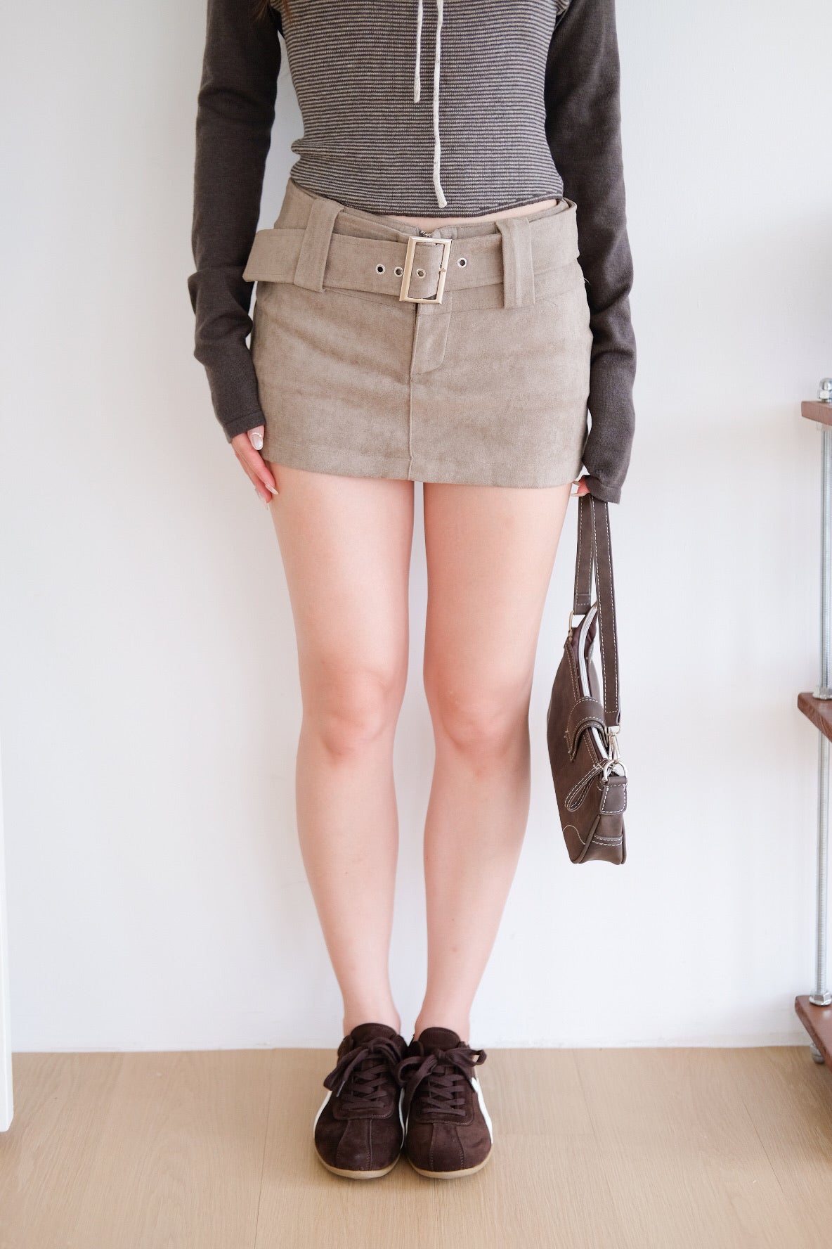 Kendall Belt Low Waist Skorts (Taupe Grey)