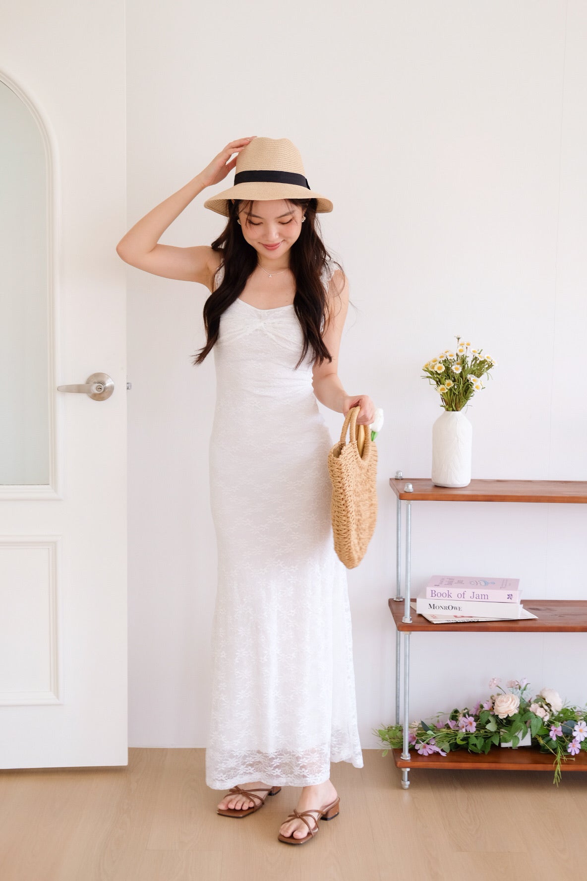 Leona Lace Maxi Bodycon Dress (White) Leona Lace Maxi Bodycon Dress (White)