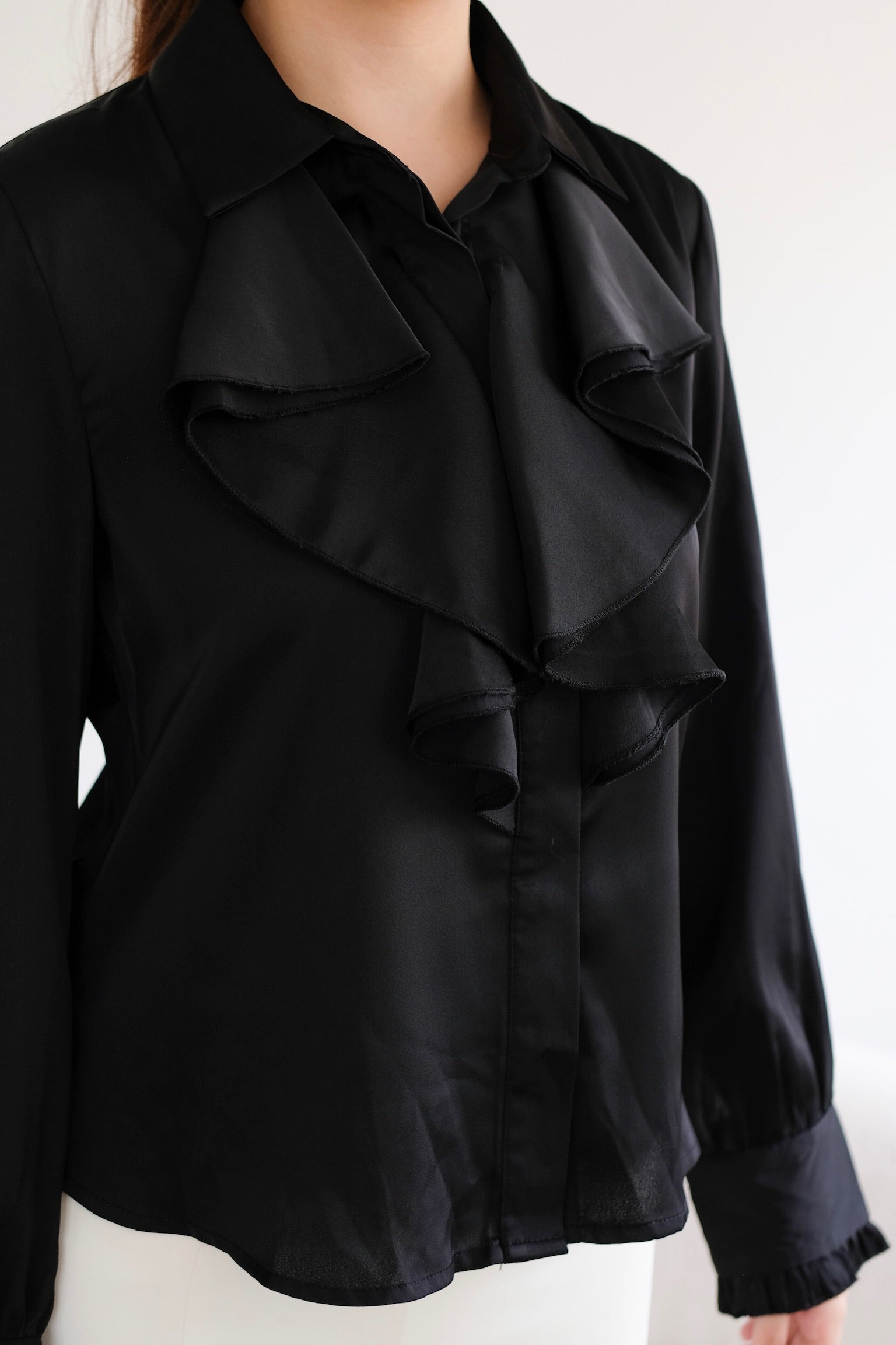 Satin Ruffle Buttons Collared Top (Black)