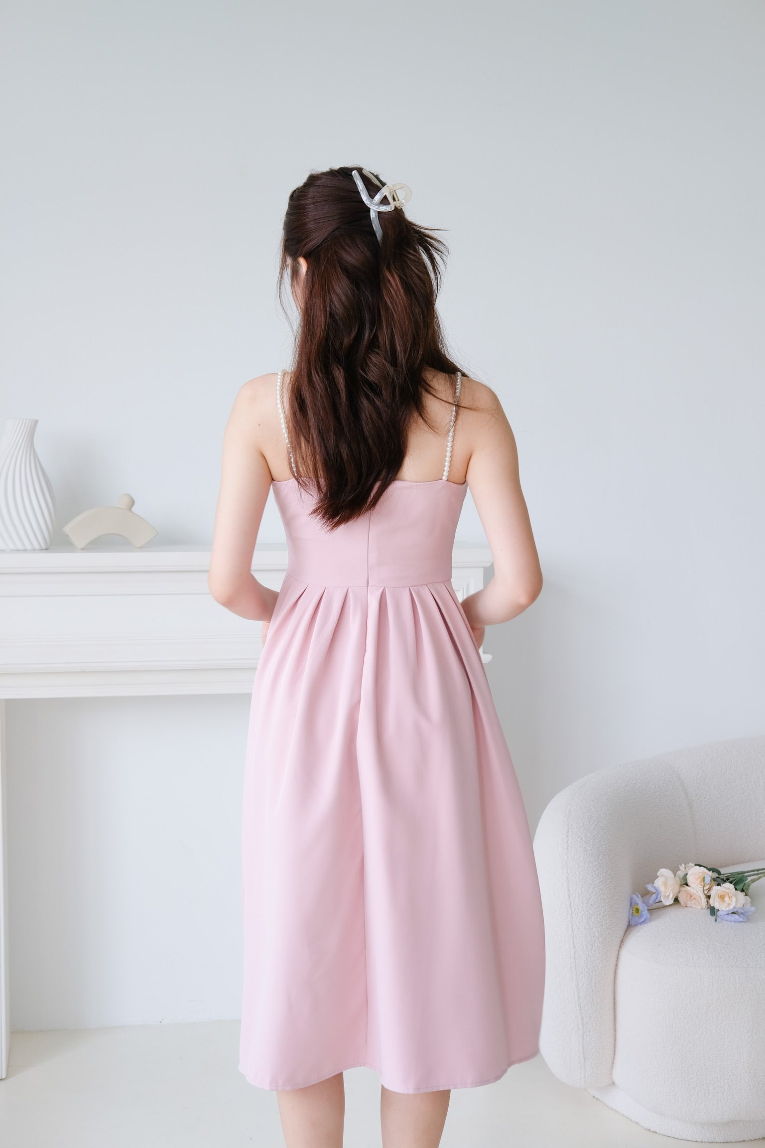 Mia Twist Sweetheart Pearl Midi Dress (Dusty Pink)