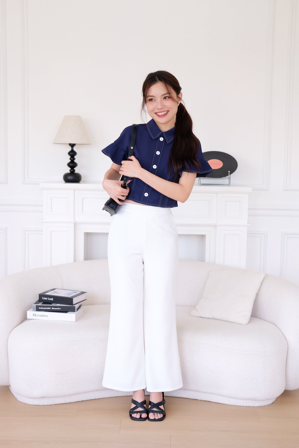 Juliana Contrast Flutter Sleeves Top (Navy Blue)