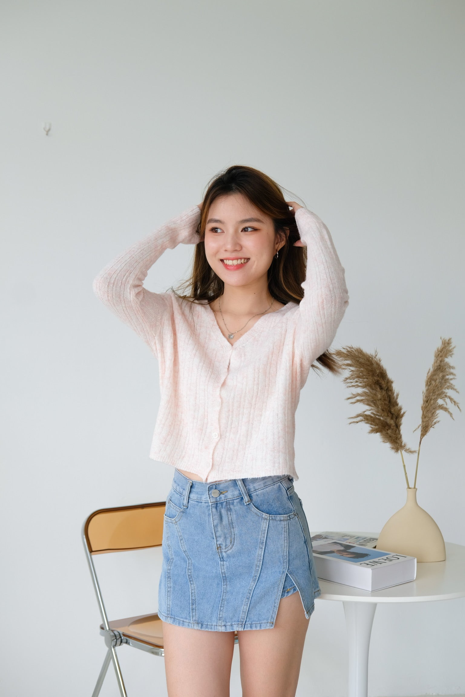 Lia Knit Cropped Cardigan (Light Pink)