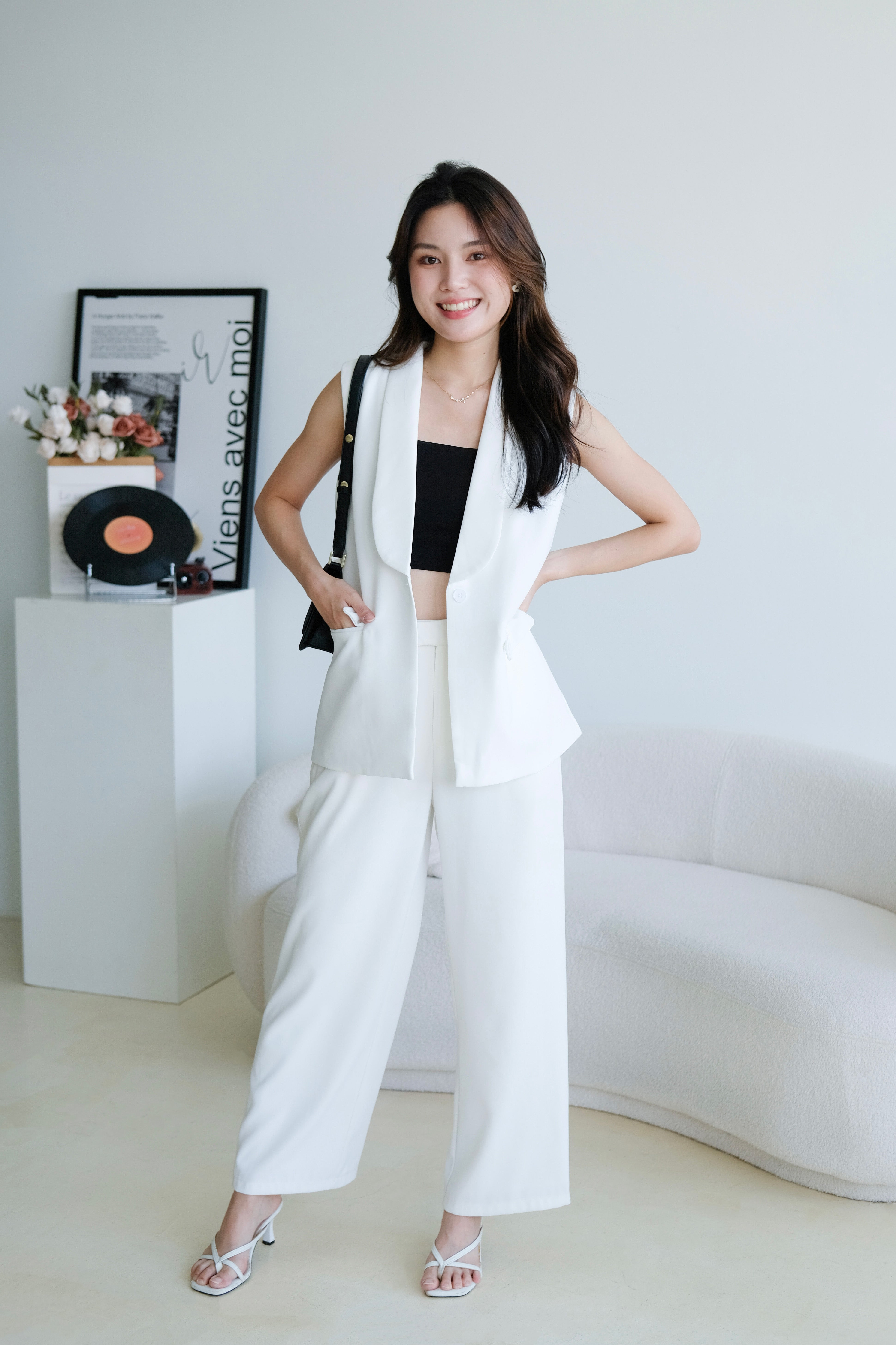 Zora Blazer Long Vest (White)