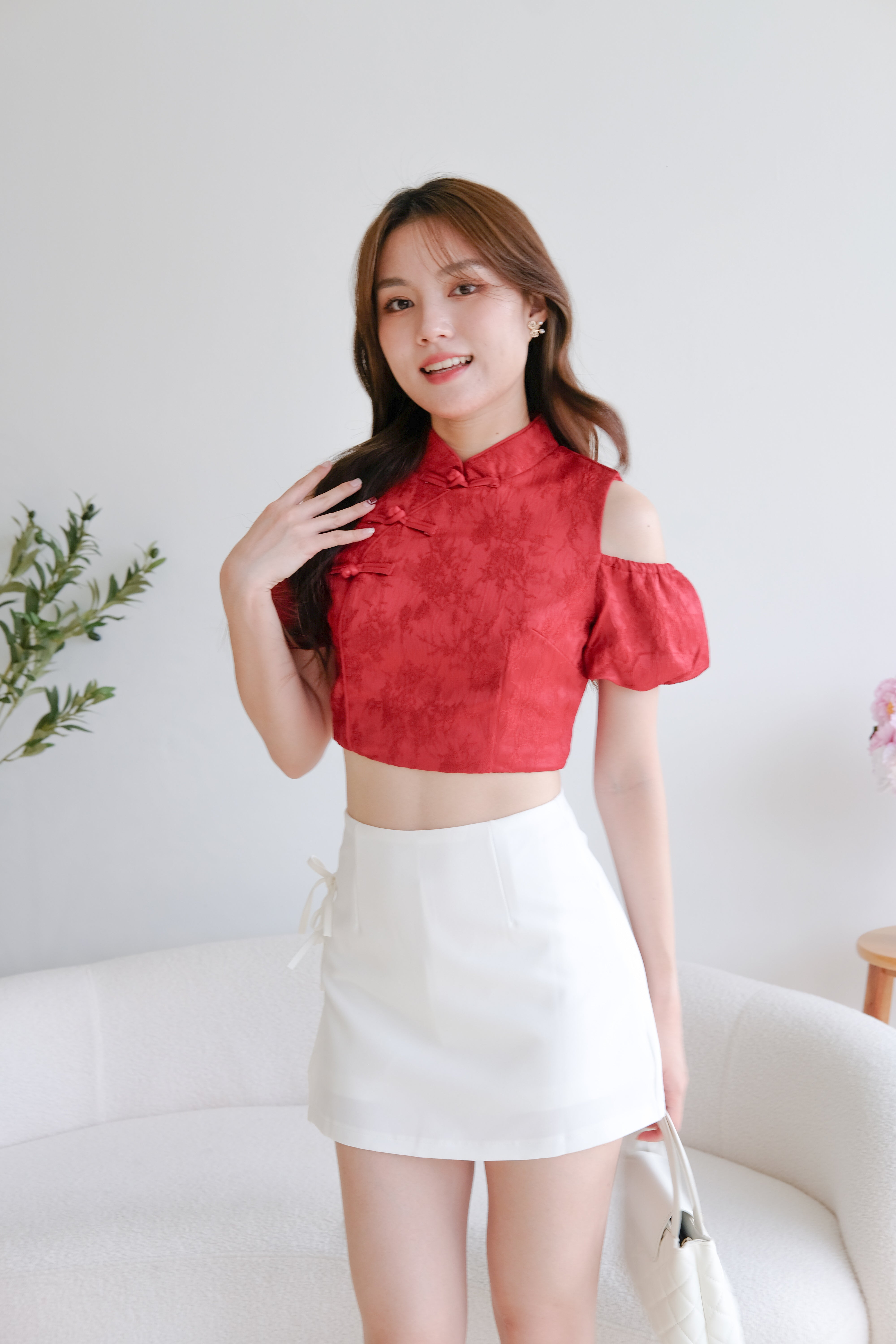 Shi Hui Cold Shoulder Cheongsam Top (Maroon)