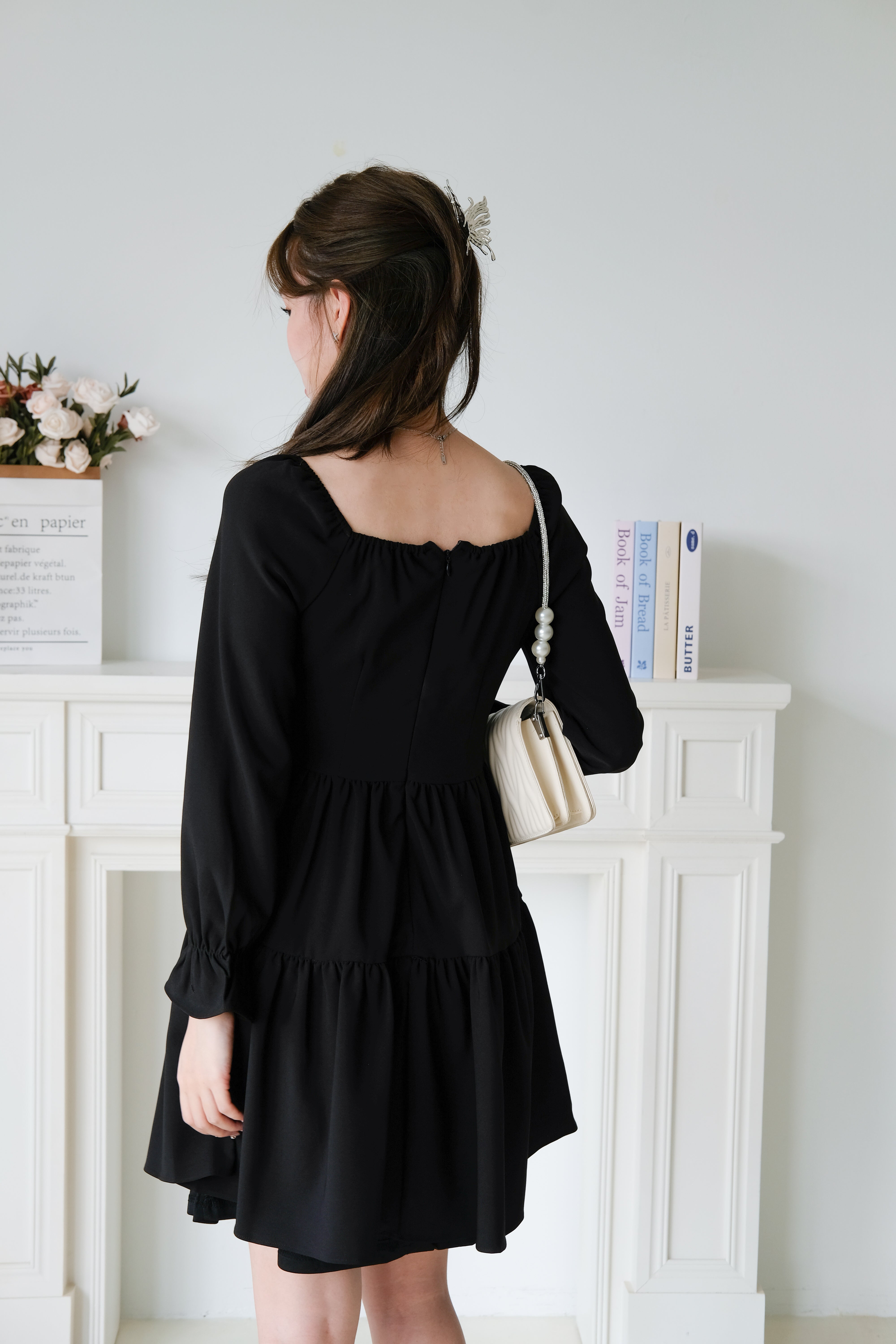 Destiny Ruched Long Sleeves Dress (Black)